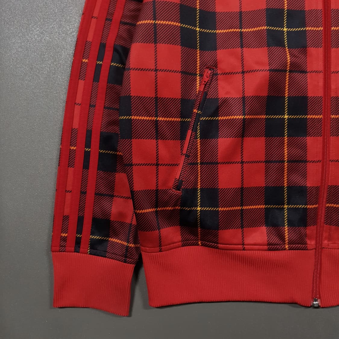 아디다스 유로파 희귀 대장급 파이어버드 타탄 체크 버팔로 트랙탑 져지 상품이미지3