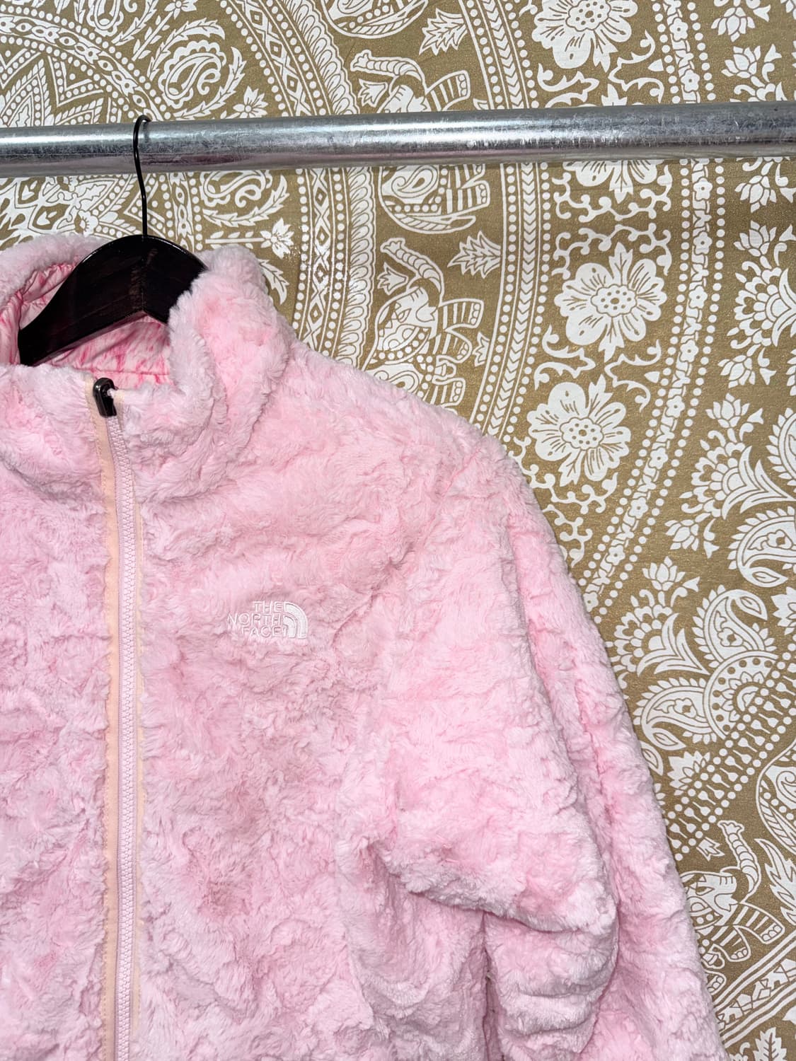 노스페이스 여성 핑크 리버시블 후리스 경량패딩  상품이미지5