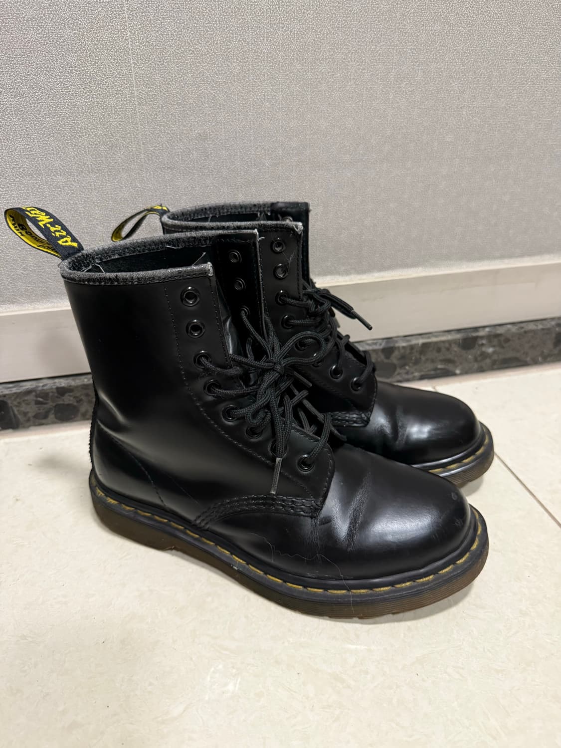 닥터마틴 1460 8홀 부츠 블랙 UK4 상품이미지3