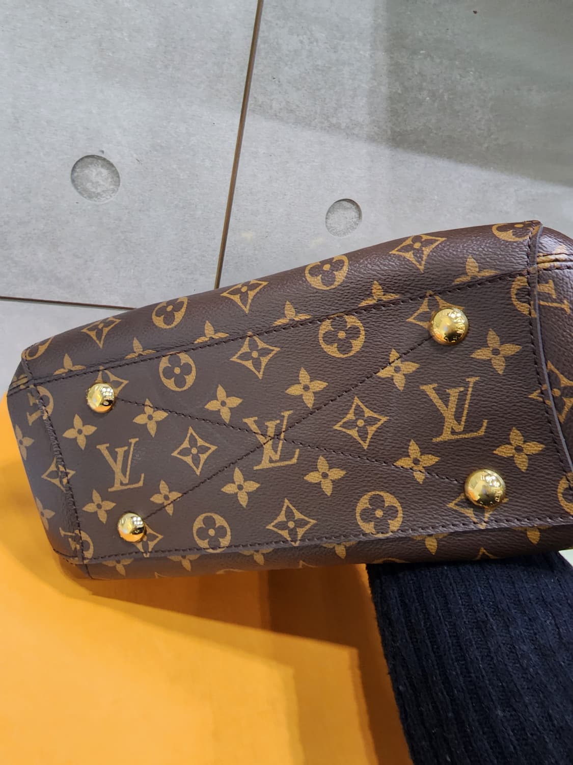 루이비통 몽테뉴 BB 상품이미지10