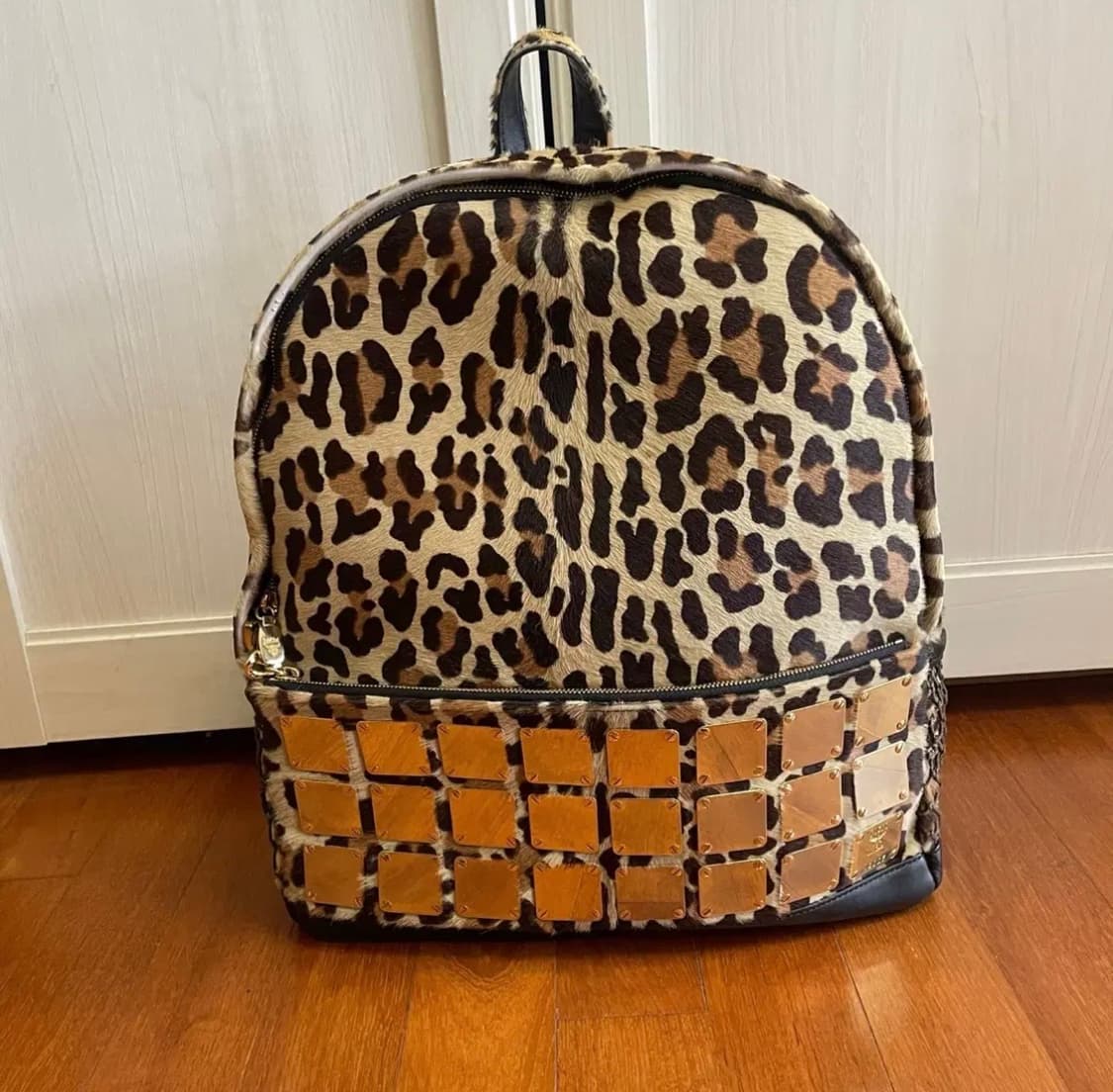 MCM x 페노메논 레오파드 백팩 상품이미지1