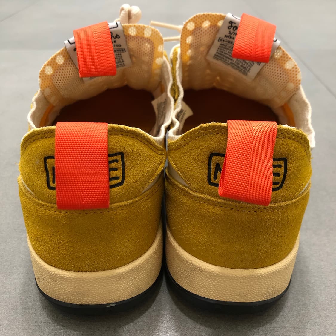 나이키 톰삭스 제너럴 퍼포즈 슈 아카이브 275 상품이미지5