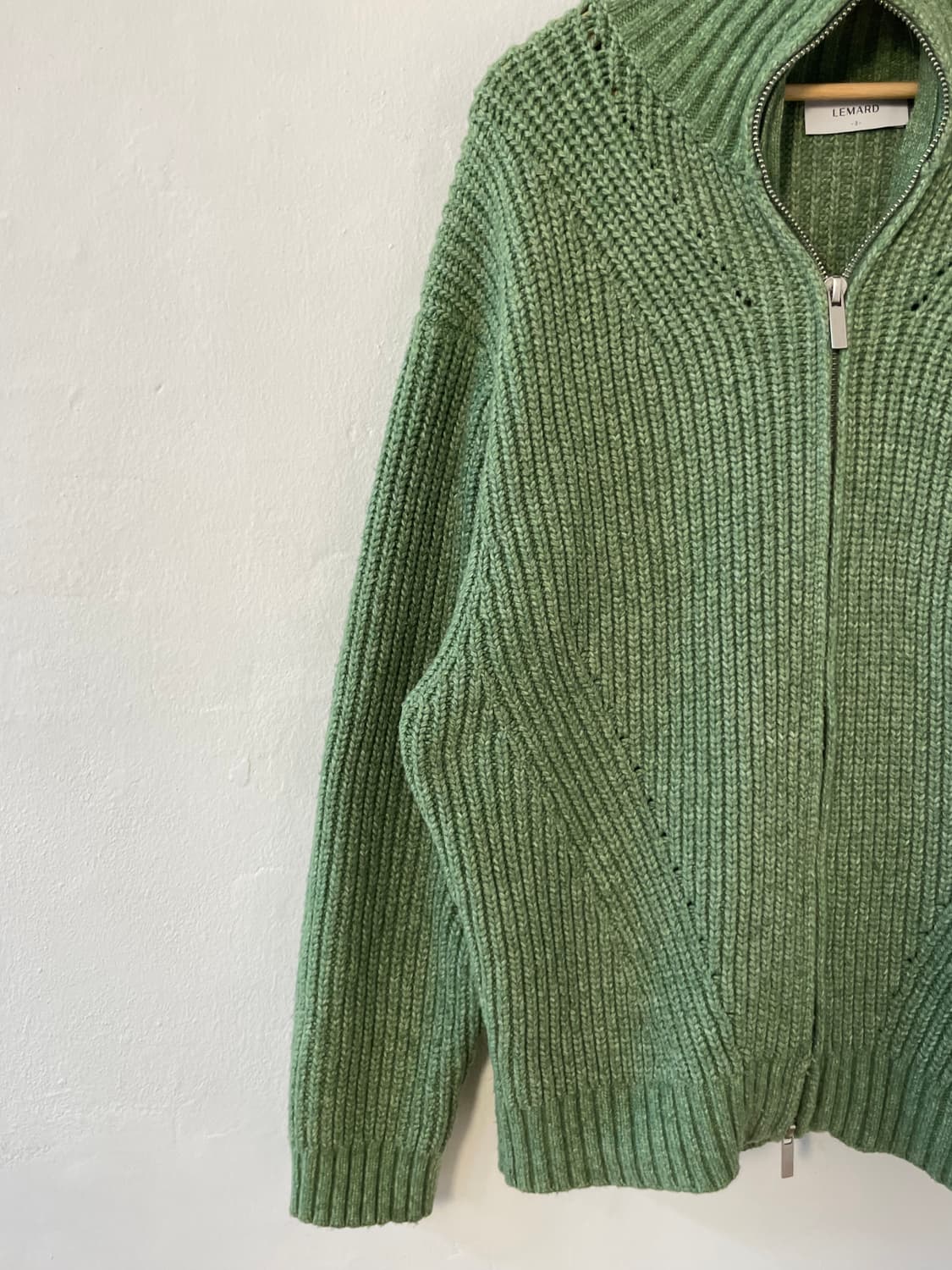 르마드 니트 집업  상품이미지2