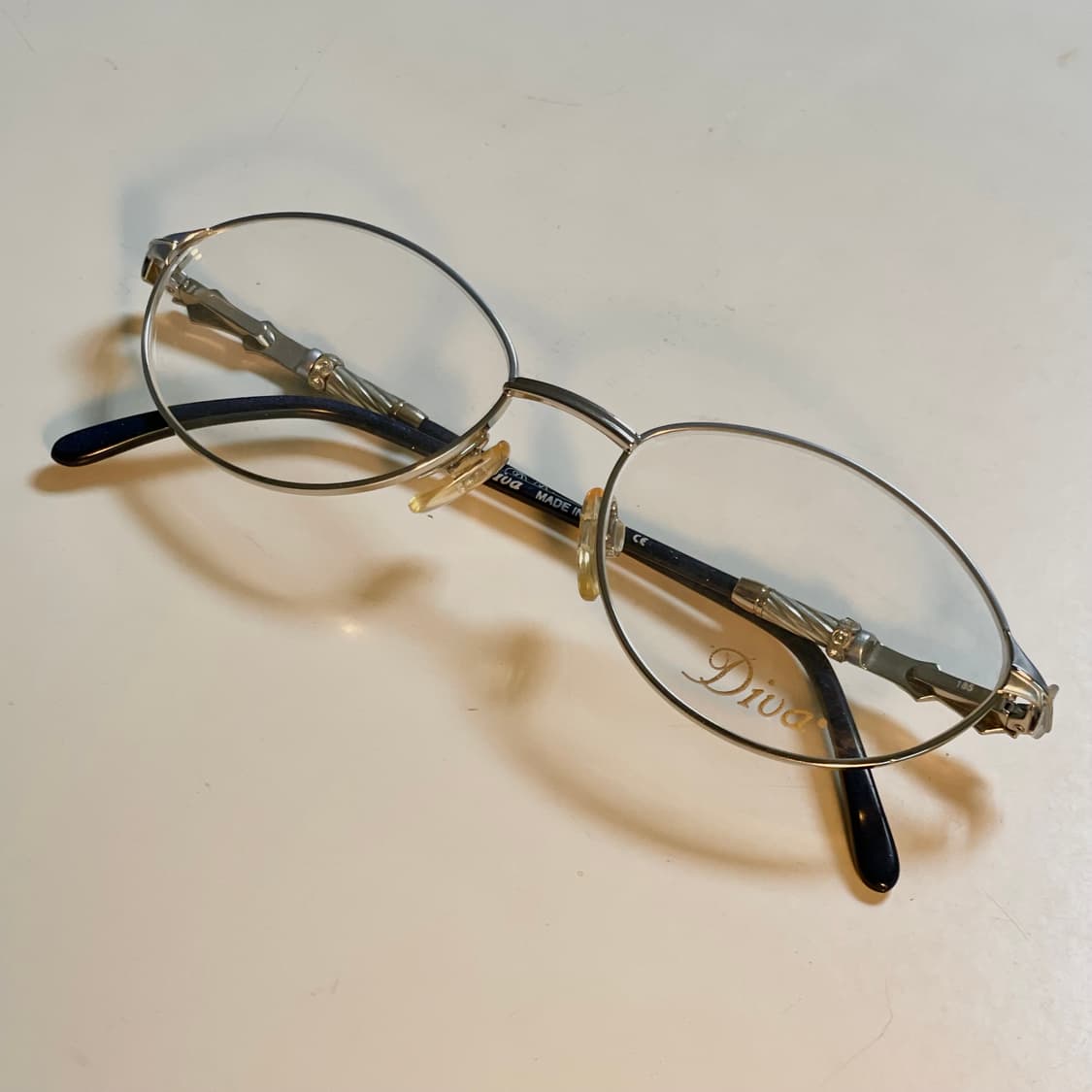 DIVA 이태리 디바 사의 빈티지 안경 판매합니다 상품이미지2