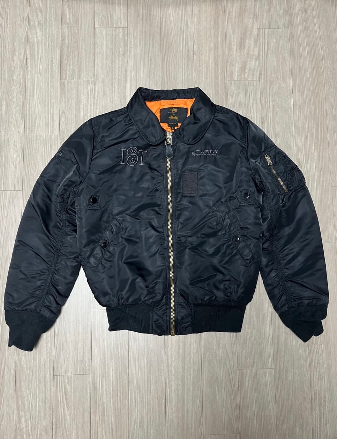 스투시 X 알파인더스트리 B-15 자켓 상품이미지1