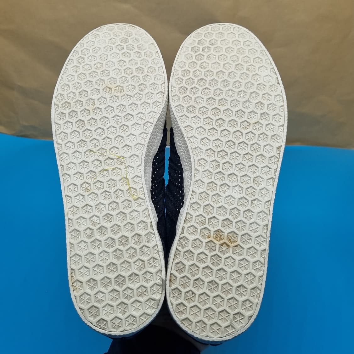 아디다스 가젤 블랙실버메탈릭 스니커즈225 상품이미지3