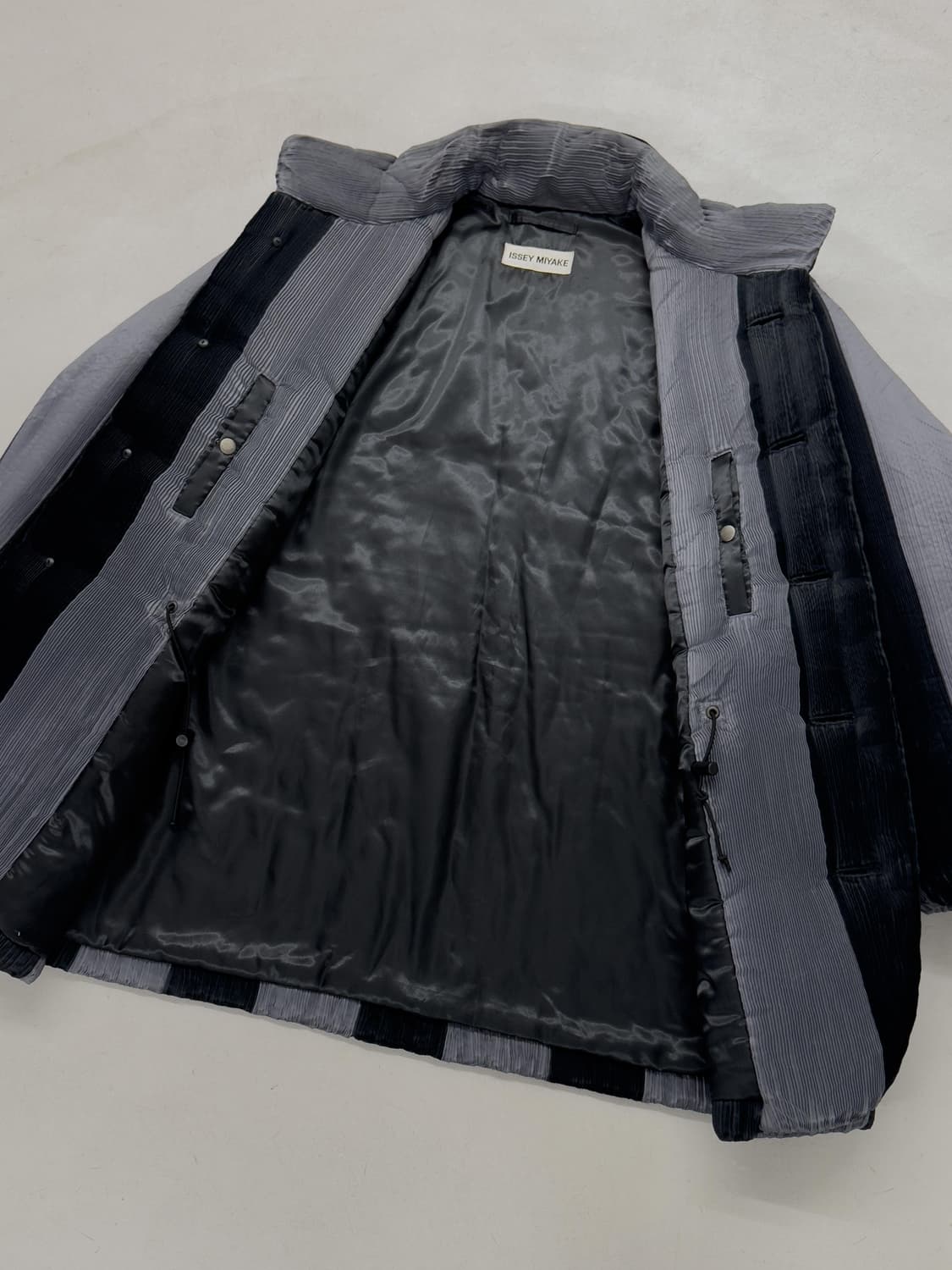 96 이세이미야케 플리츠 다운 자켓 상품이미지7