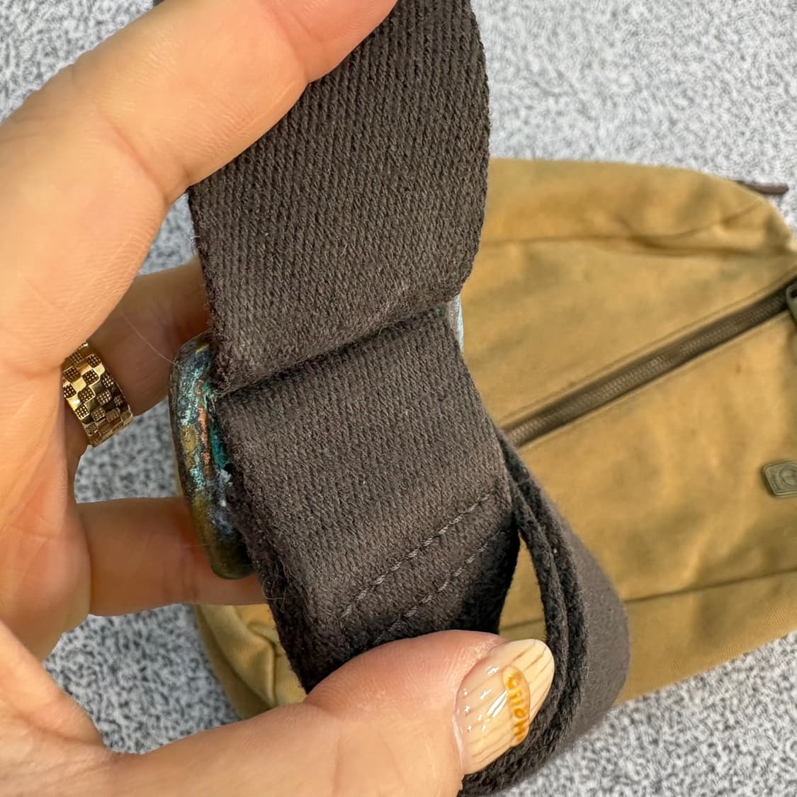 투미 캔버스 크로스백 메신저백 0409J 상품이미지4