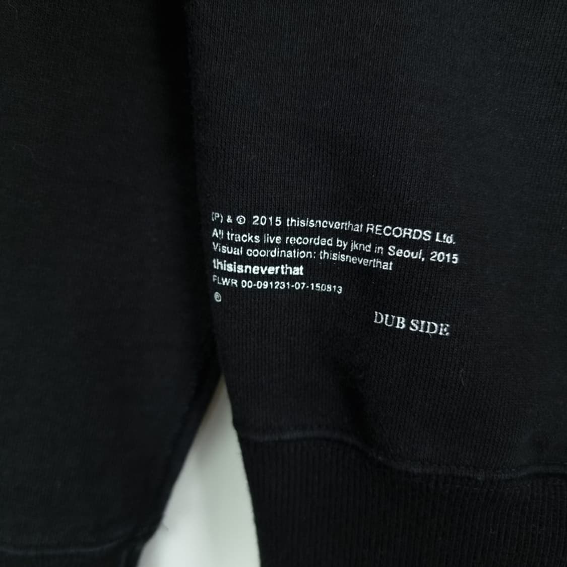 [디스이즈네버댓] 그래픽 프린팅 아수라 배색 맨투맨 M18502 상품이미지6