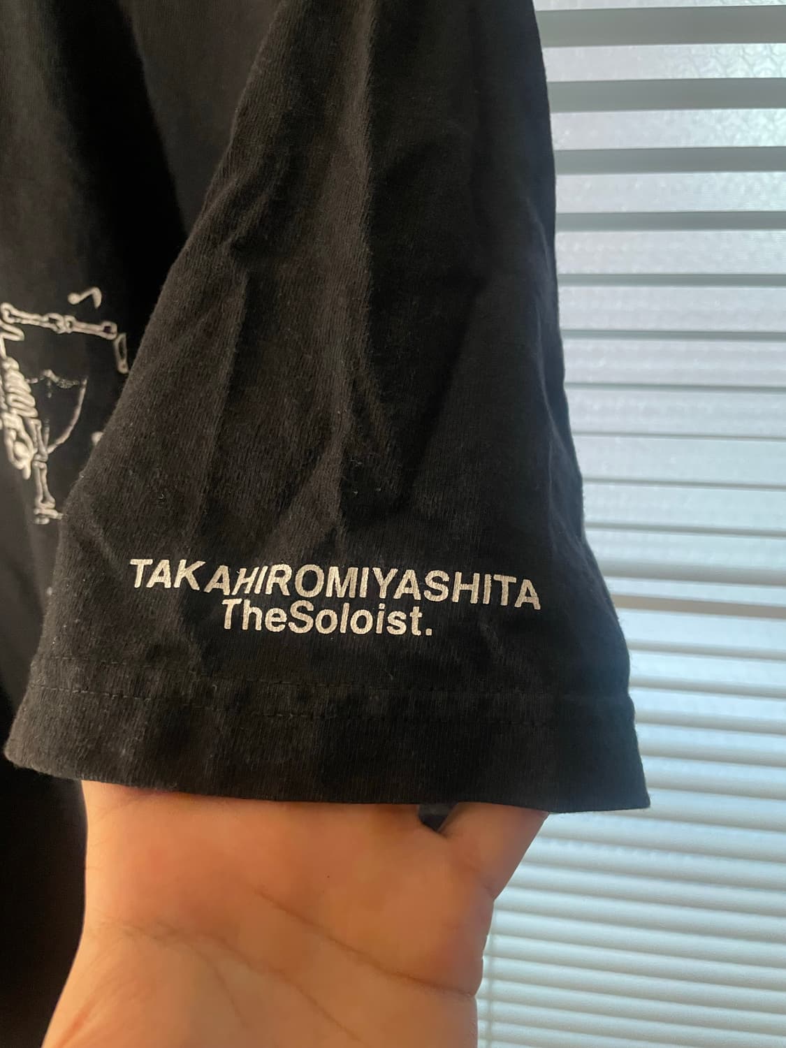 솔로이스트 23aw 오스카 데빌앤엔젤티셔츠 상품이미지3