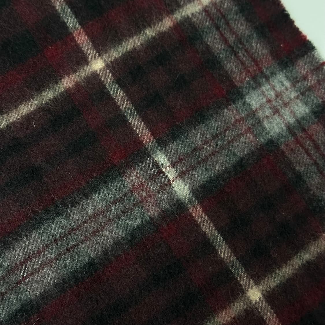 루이비통 레더 로고 캐시미어 울 머플러 상품이미지7