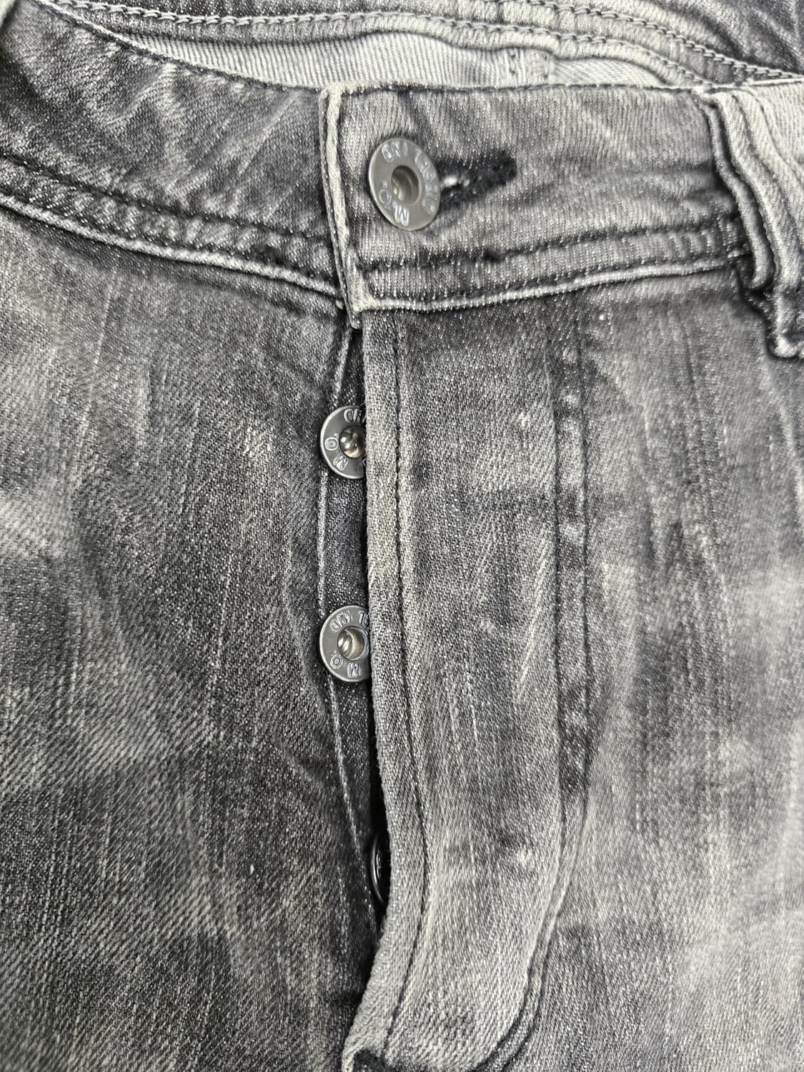 디젤  남자 청바지.   싸이즈 34 상품이미지3