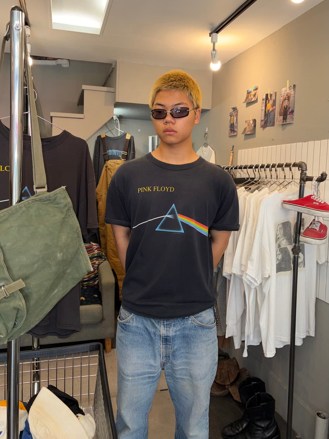 90‘s Pink Floyd artwork faded T-shirt 상품이미지2