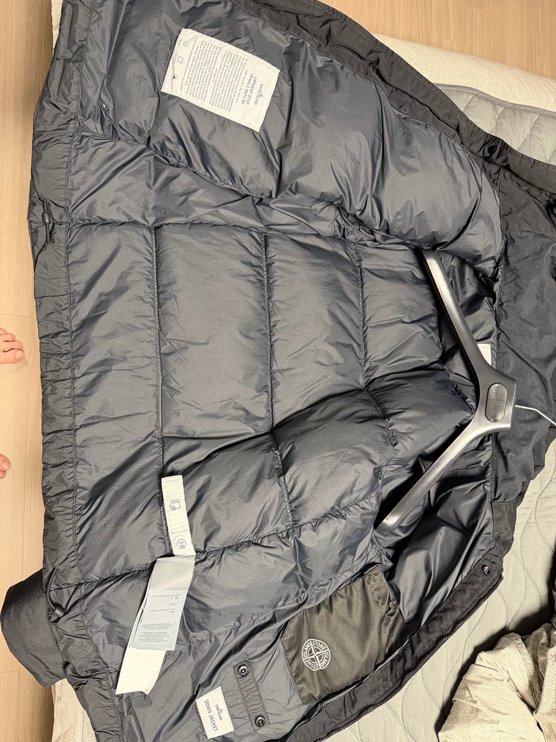 스톤아일랜드 크링클랩스 블랙 스몰 상품이미지2