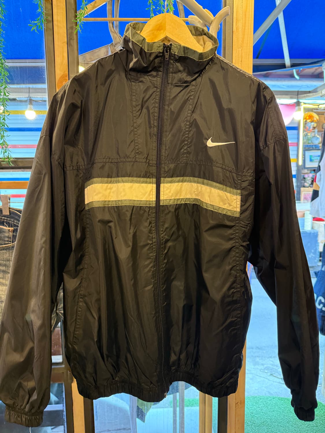 나이키 블랙 바람막이 상품이미지1