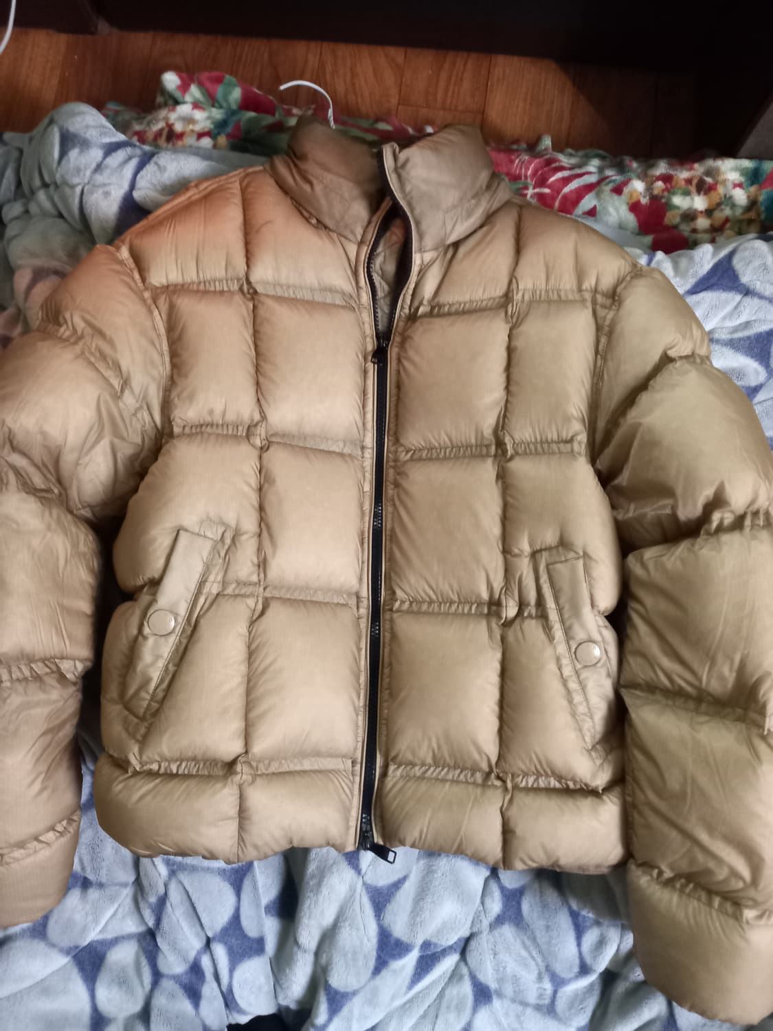 이로 초경량 숏패딩 m 상품이미지1