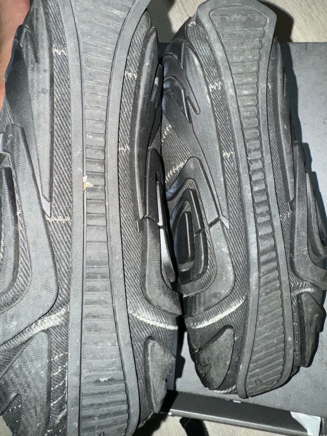 푸마 노페이스스튜디오 탈론 245 상품이미지6