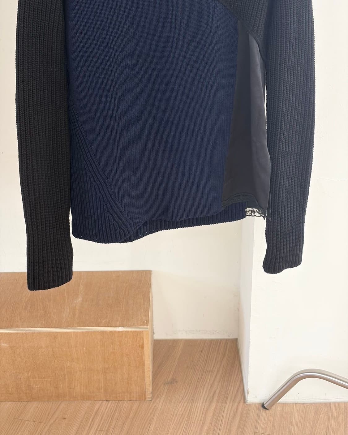 N21 블랙 네이비 골지 니트 스웨터  상품이미지5