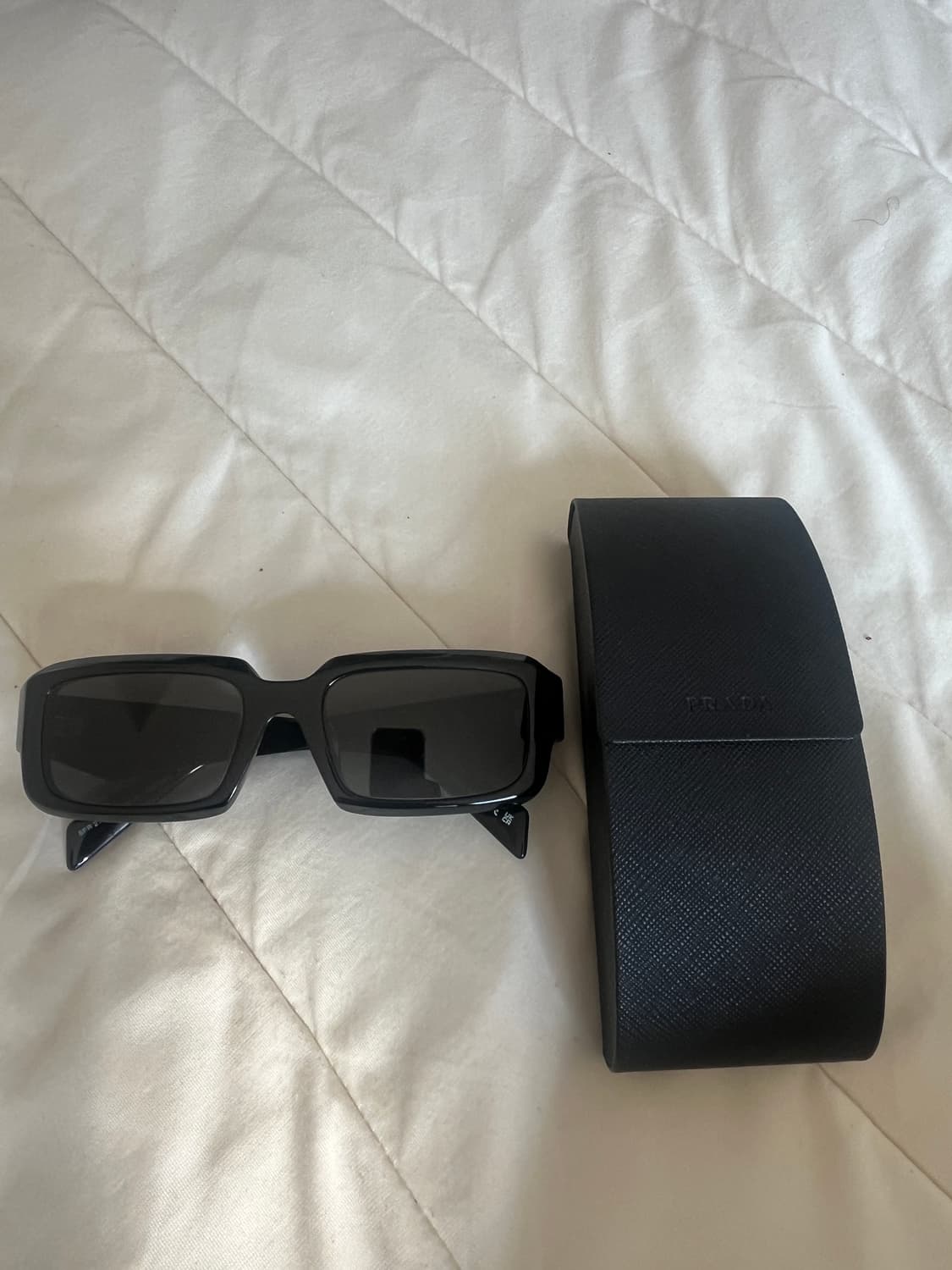 식케이님 착용 프라다 선글라스 상품이미지4