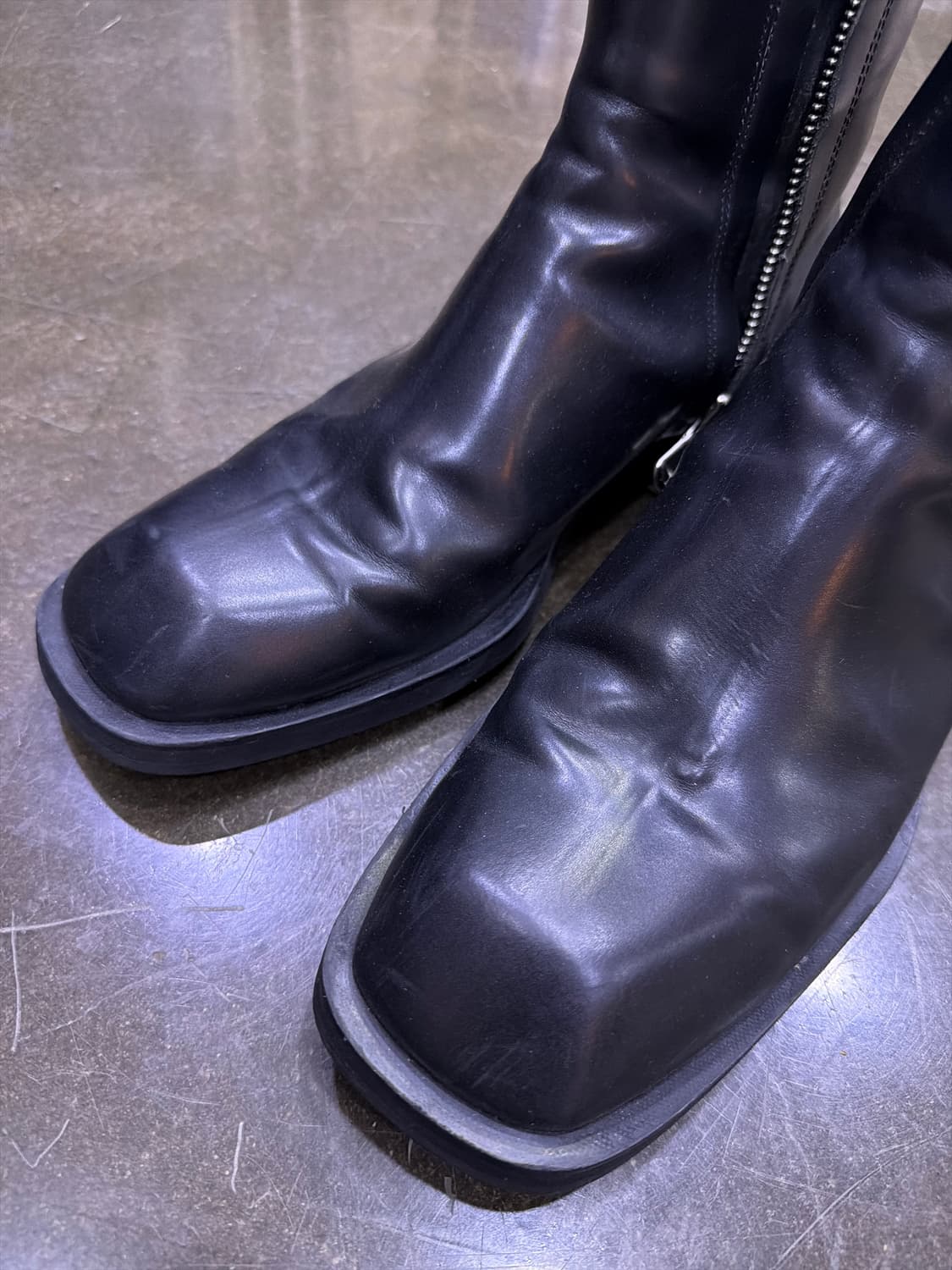 메종미네드 스퀘어토 지퍼 부츠 블랙 260 상품이미지3