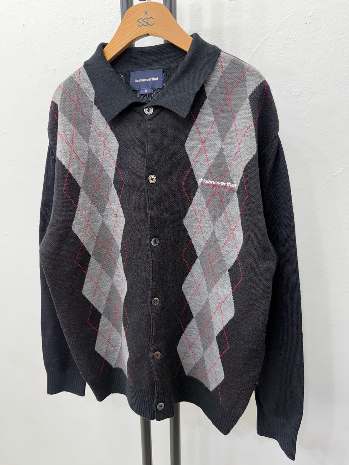 정품) 디스이즈네버댓 아가일 가디건 블랙 M 상품이미지3