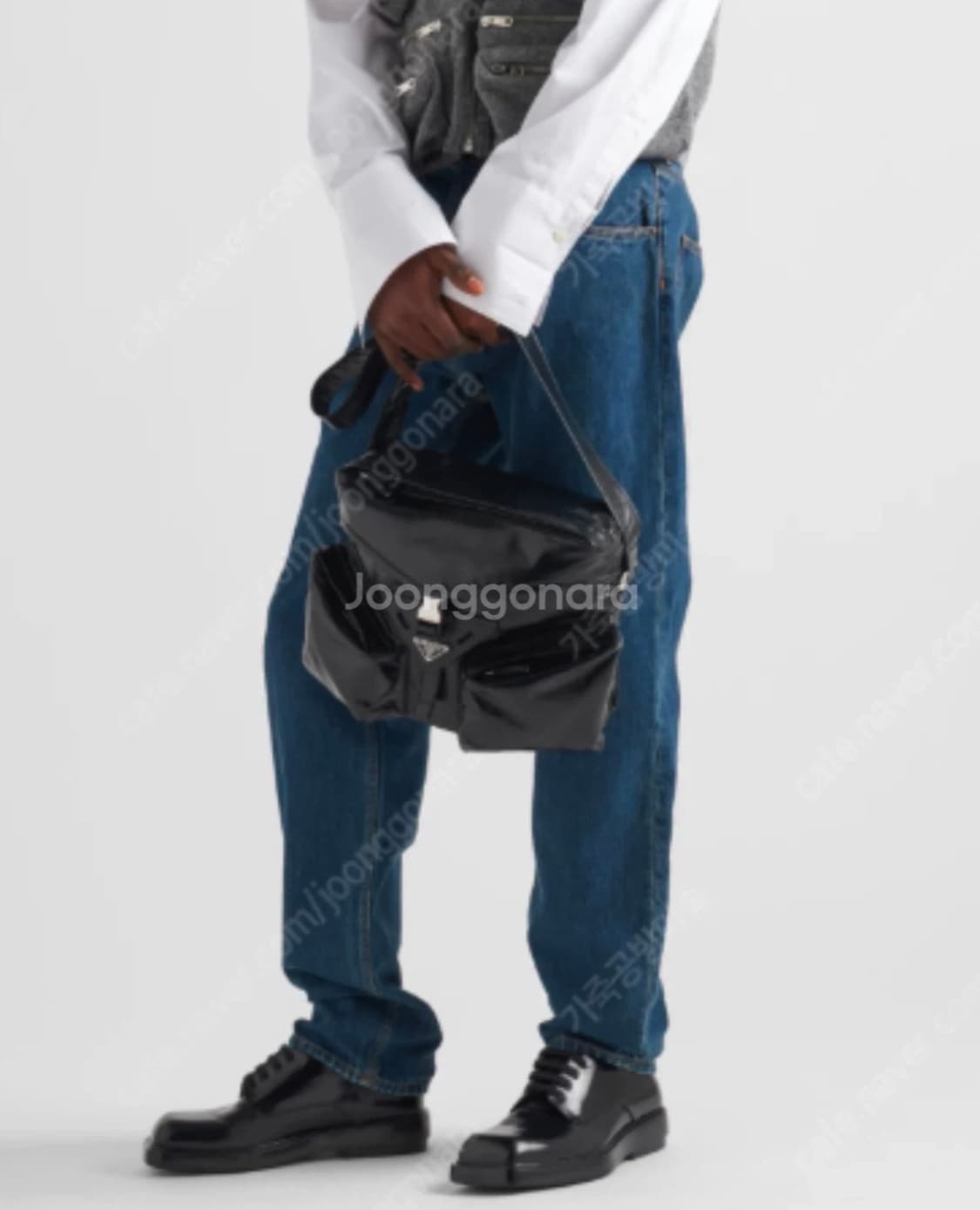 프라다 / 오일 왁스 레더 크로스백  상품이미지1