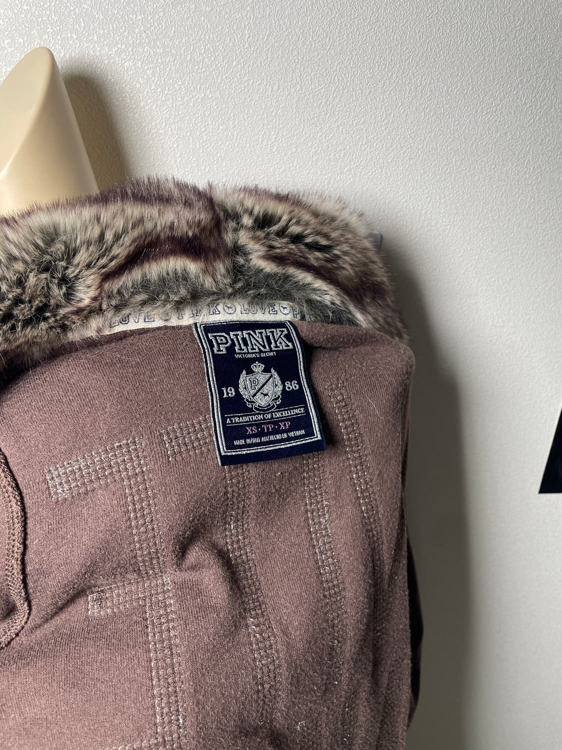 Victoria’s Secret PINK 울프죠 후드집업 상품이미지5