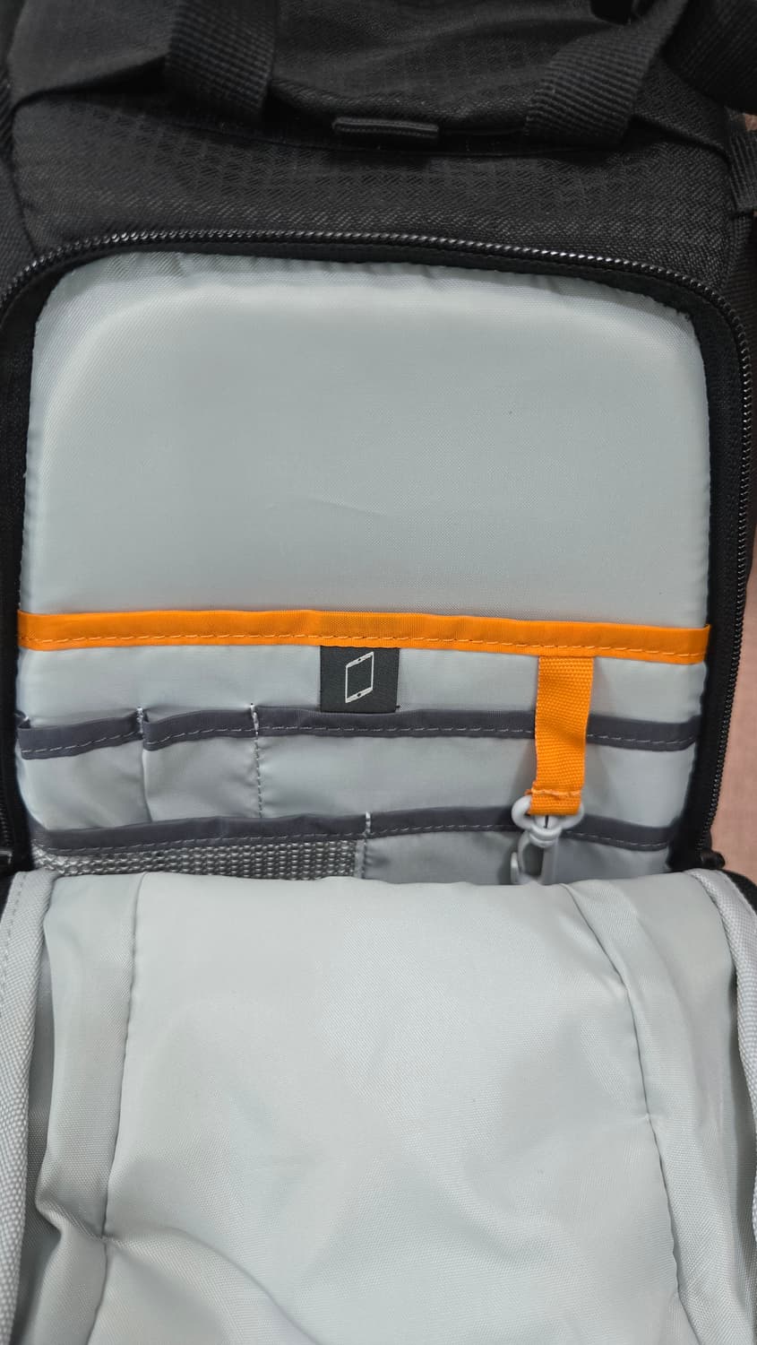 [Lowepro] 로우프로 정품 프리미엄 카메라 백팩 (블랙) 상품이미지9