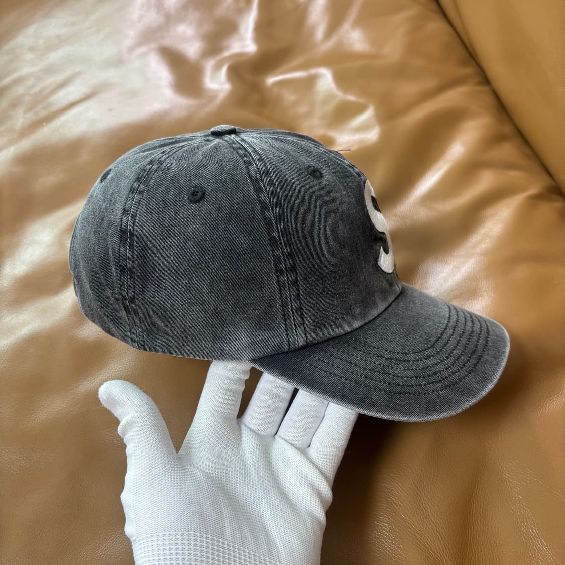 슈프림 S로고 6패널 볼캡 모자 20ss 피그먼트 블랙 상품이미지4