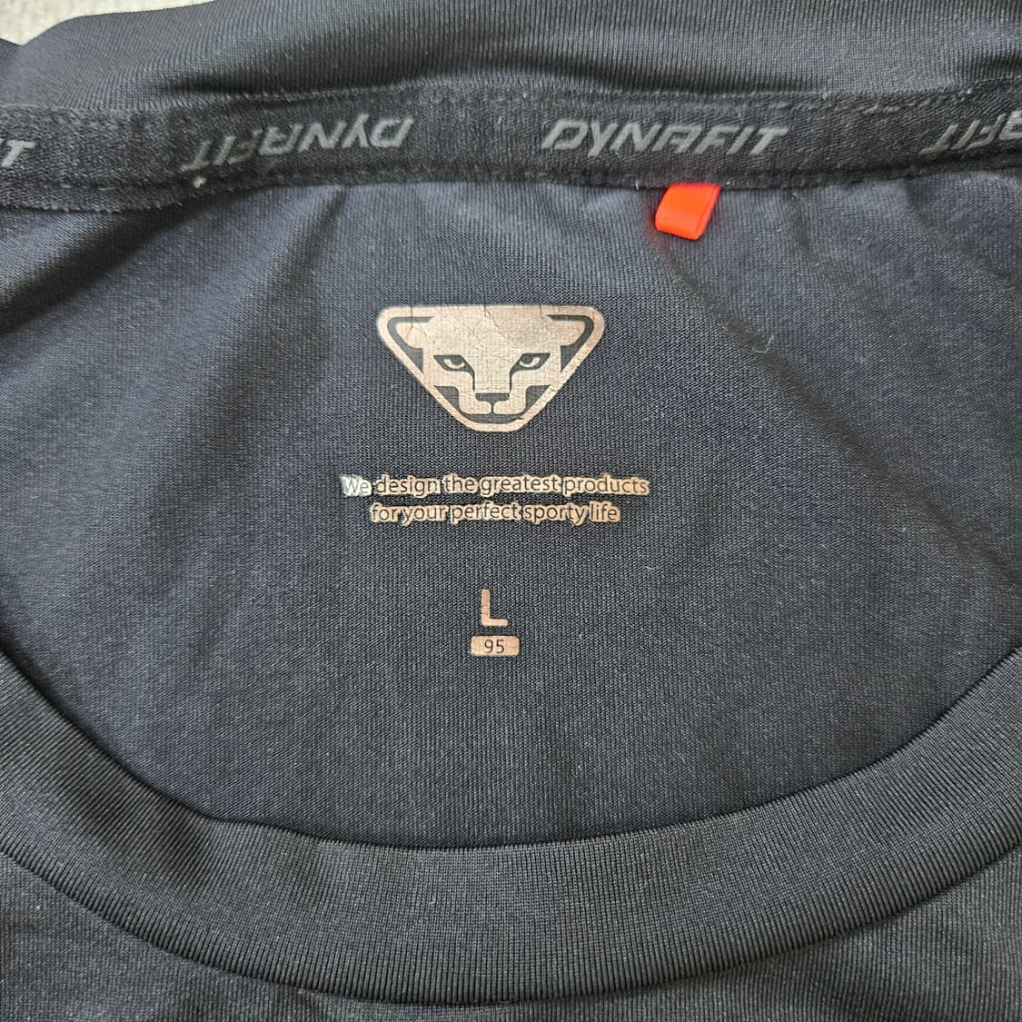 L 다이나핏 스몰로고 블랙 반팔티 0317Y 상품이미지3