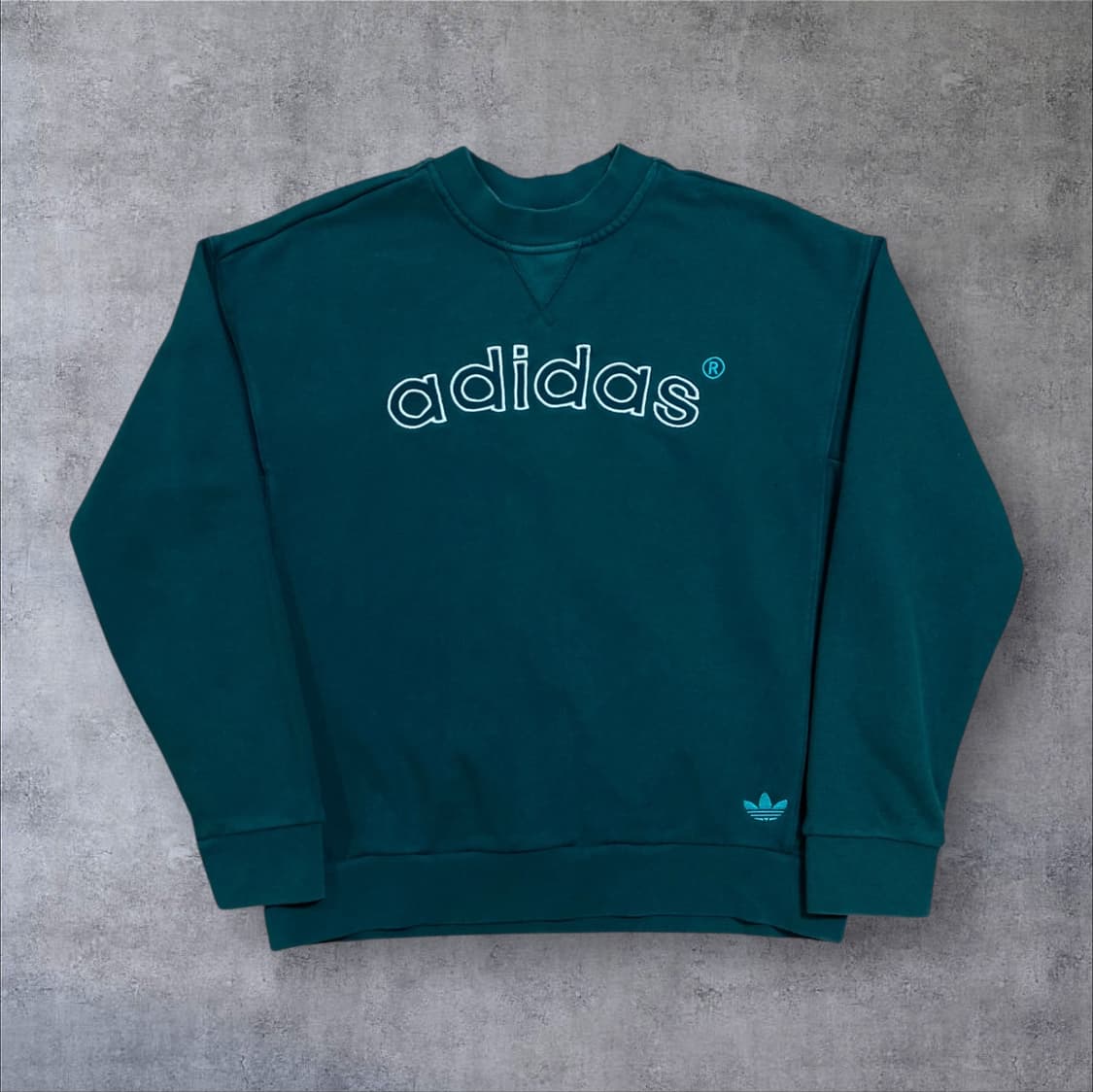 아디다스 스펠아웃 로고 청록 맨투맨 상품이미지1