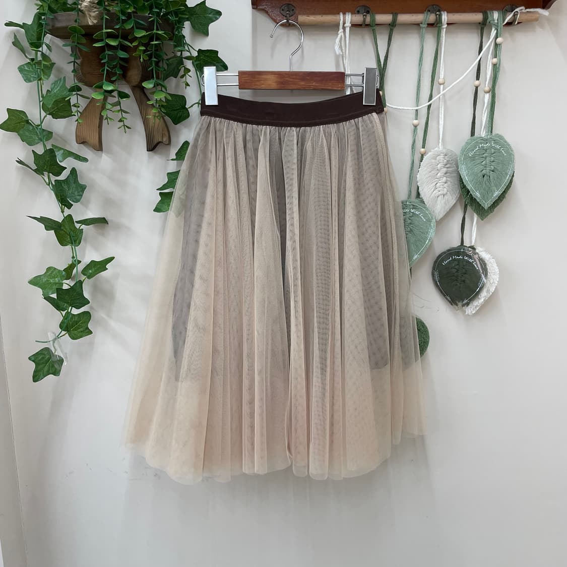 쉬폰 풀밴딩 브라운 샤 미디 스커트 상품이미지5