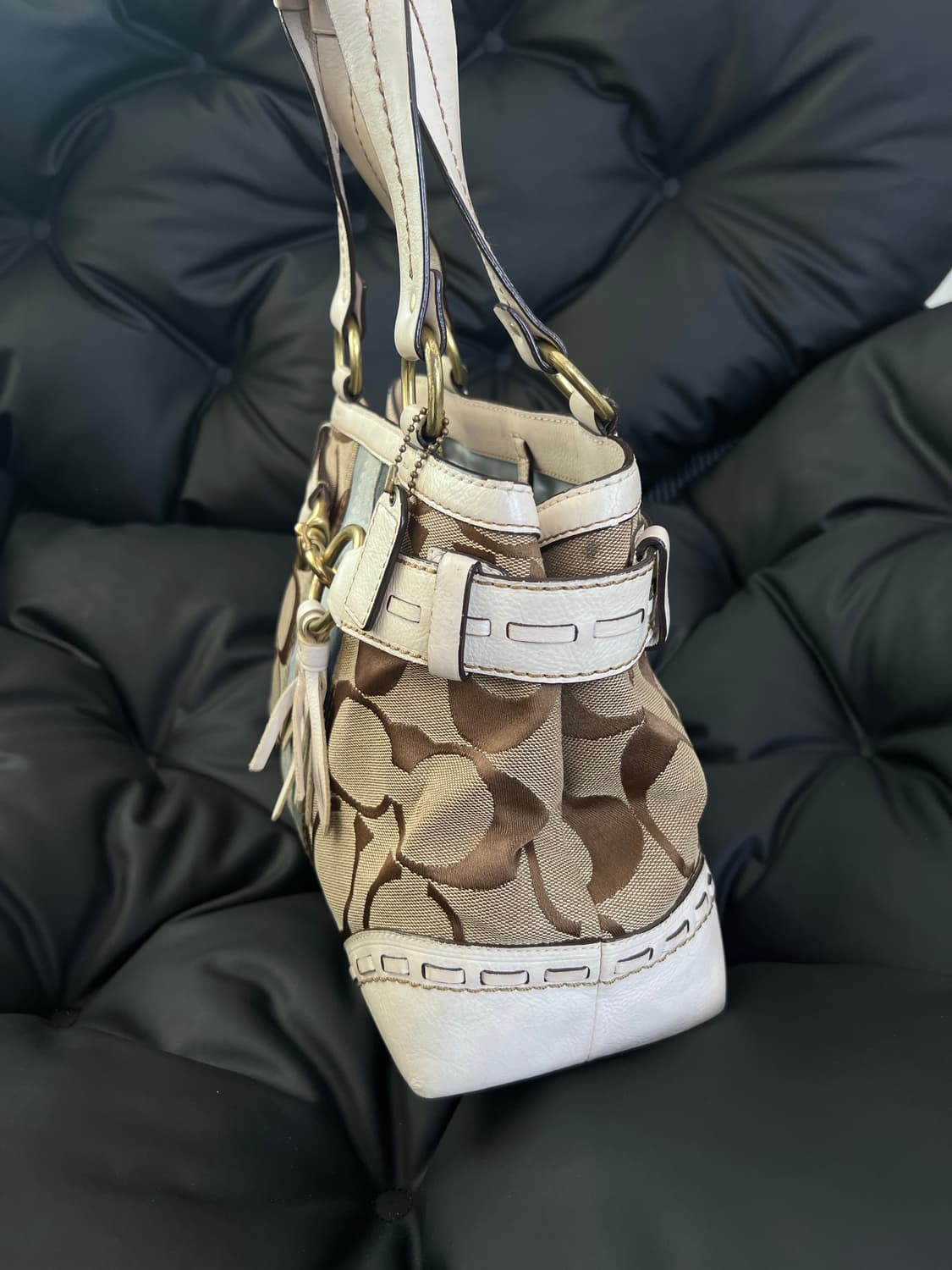 코치 햄튼 시그니처 토트백 상품이미지5