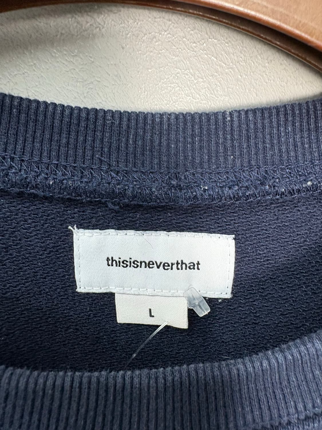 디스이즈네버댓 로고 크루넥 네이비 맨투맨 A3246 상품이미지6