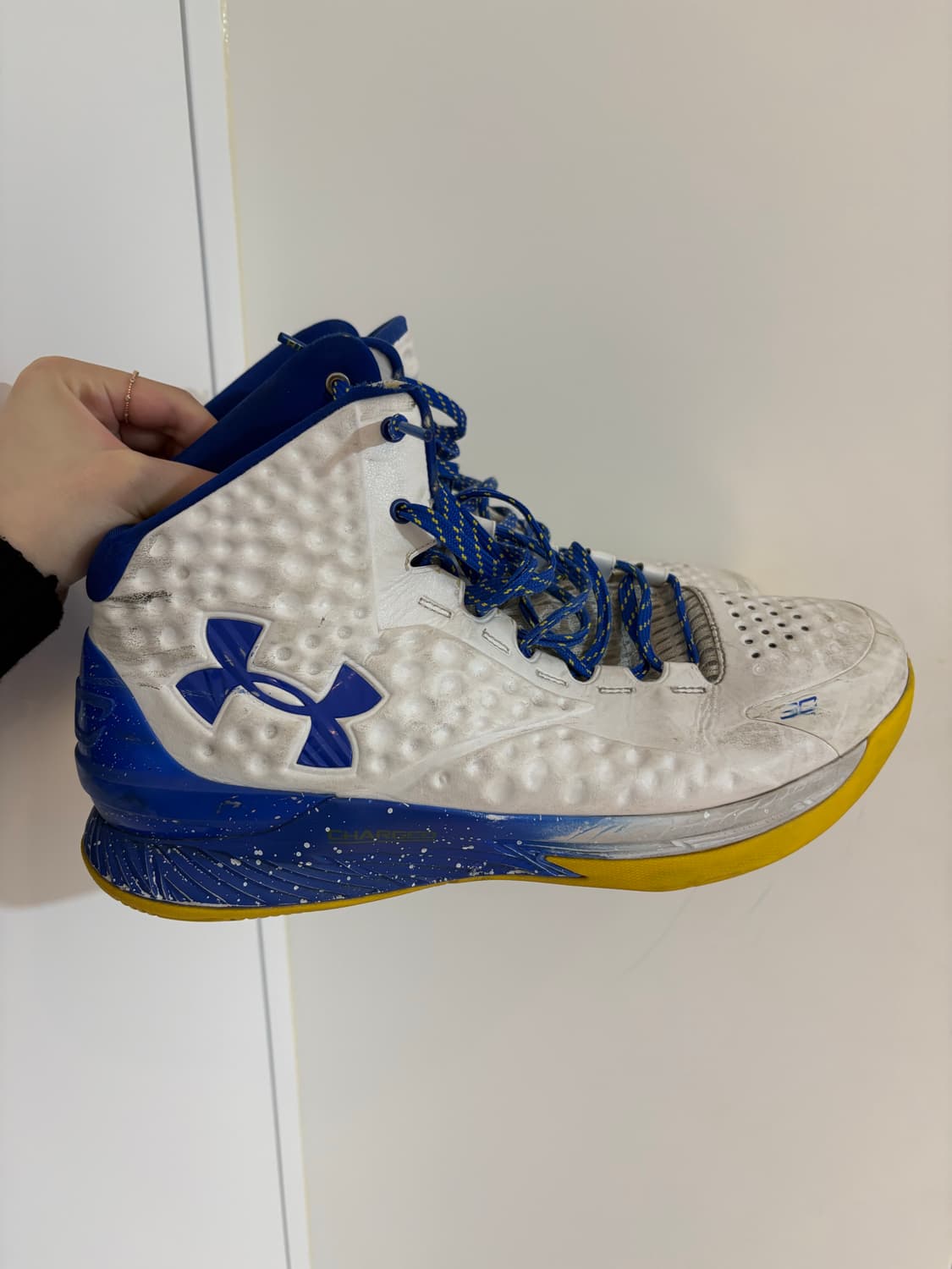 언더아머 커리1 레트로 유니섹스 농구화 상품이미지1