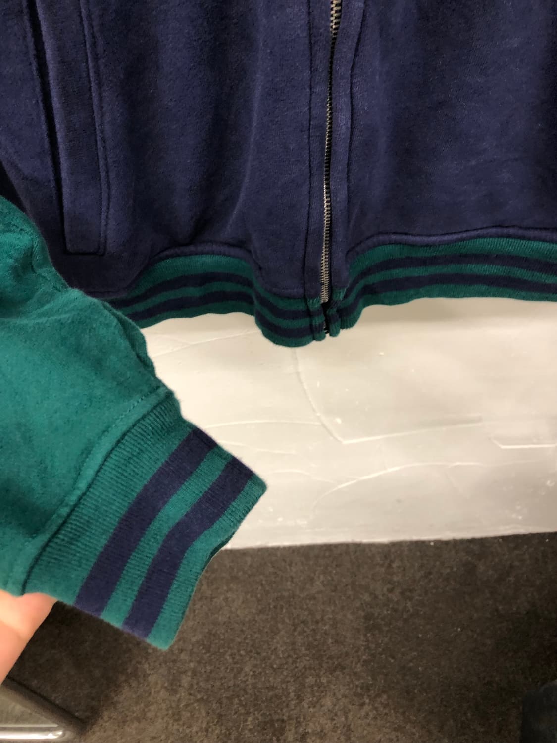 갭 투톤 집업 상품이미지5