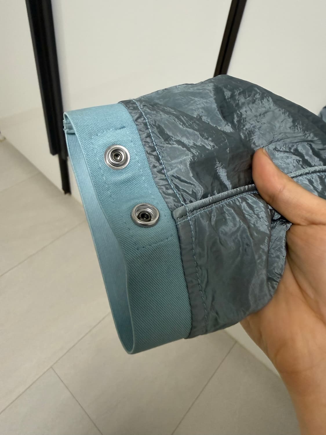 스톤아일랜드 22SS 나일론메탈 바람막이 아쿠아 M 상품이미지4