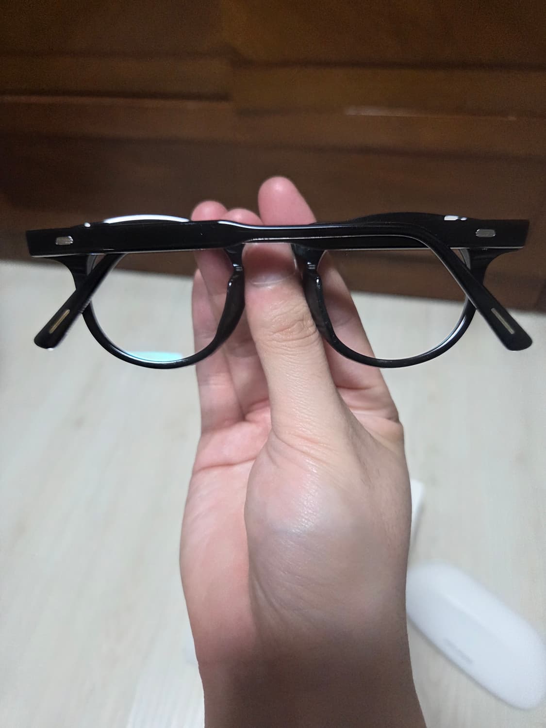 젠틀몬스터 밀란 A 블랙 안경 상품이미지6