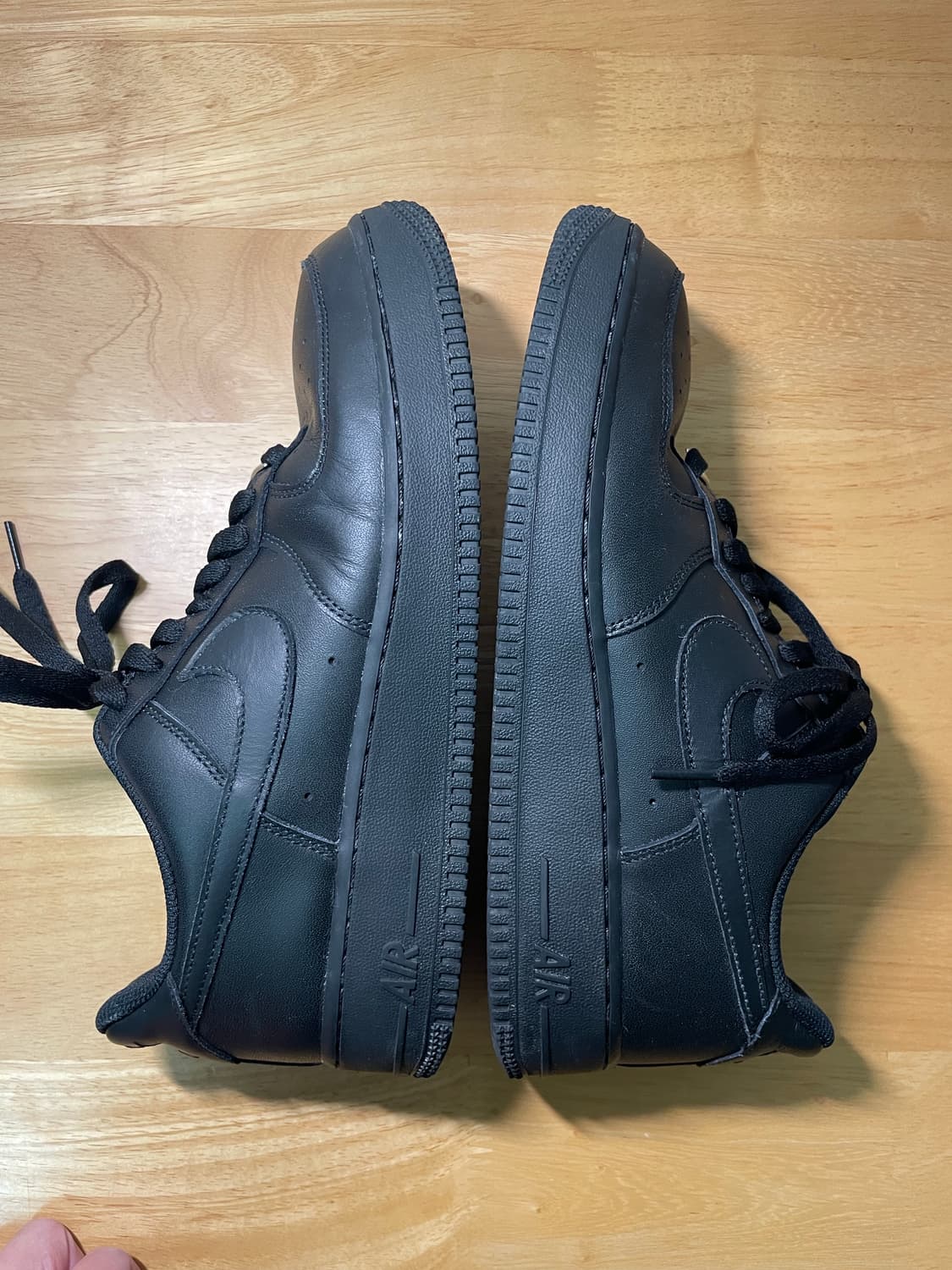 [270] 나이키 에어포스 올블랙 상품이미지3