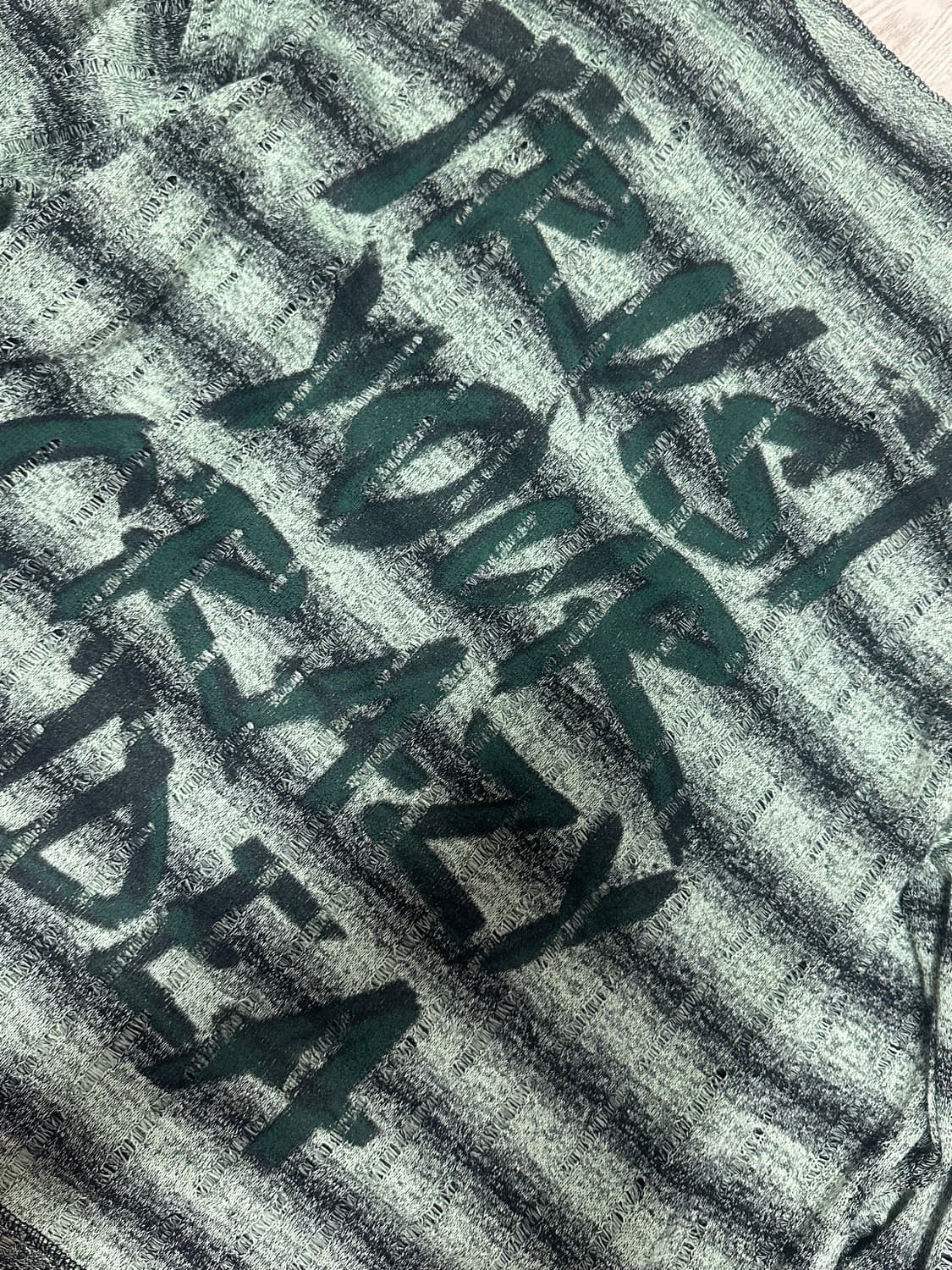 그린 데미지 스트라이프 니트 상품이미지1