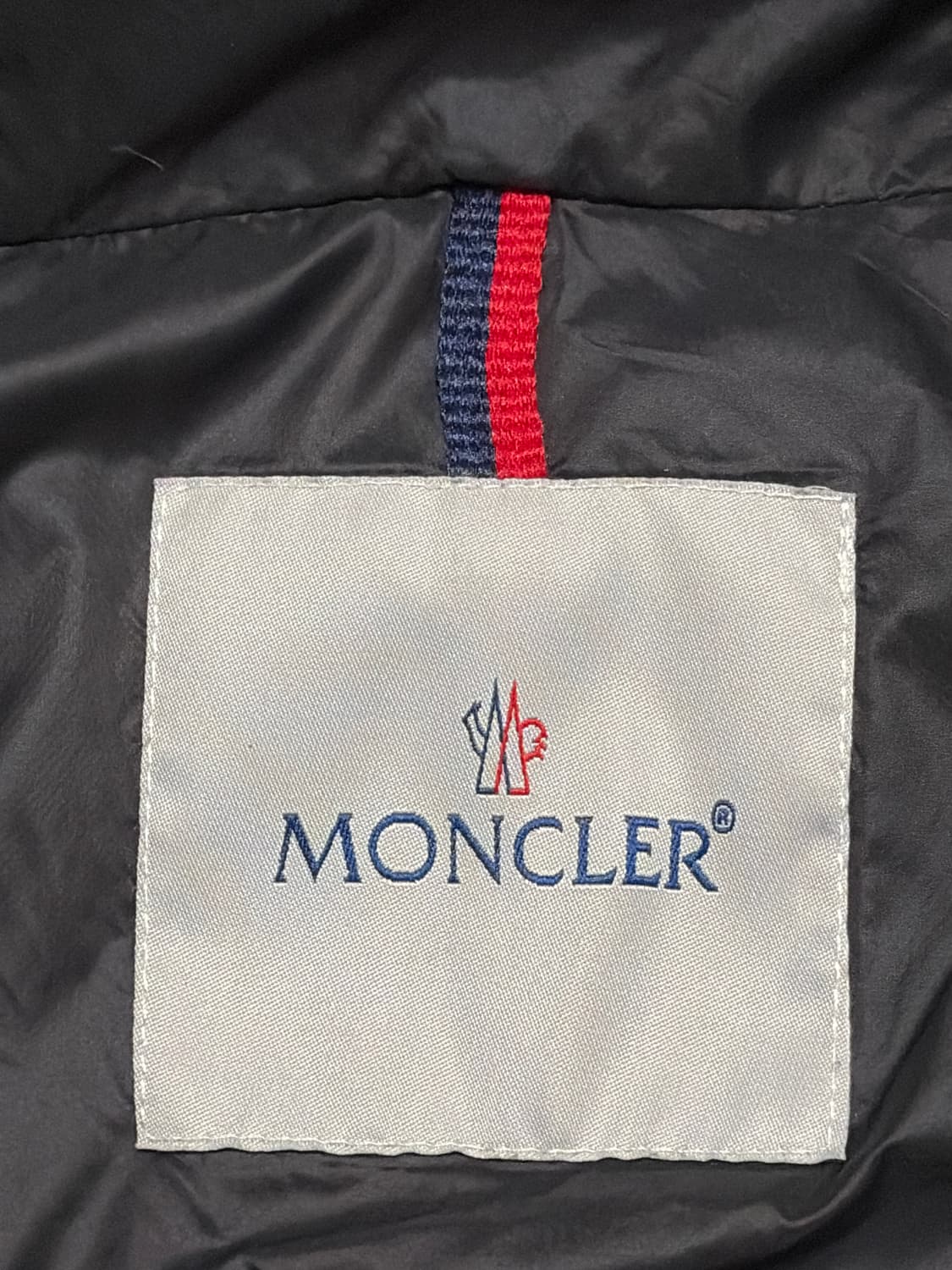 몽클레어 후드 조끼패딩 상품이미지4