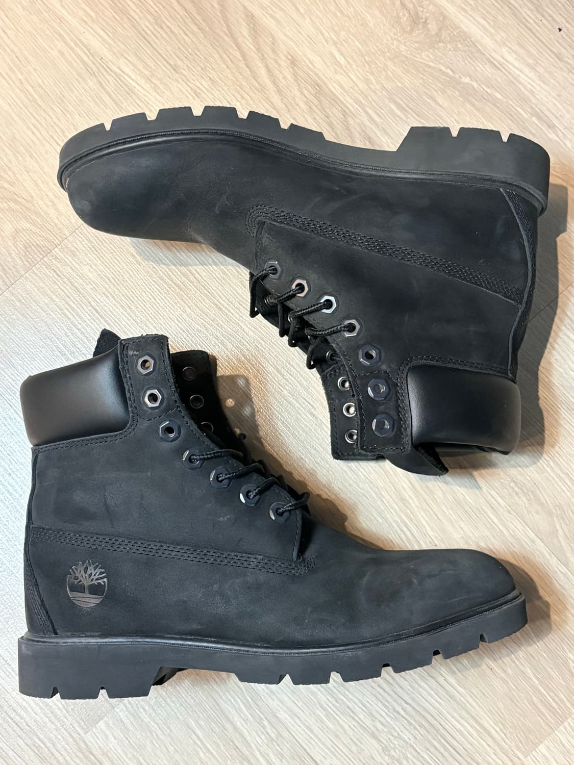 팀버랜드 클래식 6인치 블랙 상품이미지1