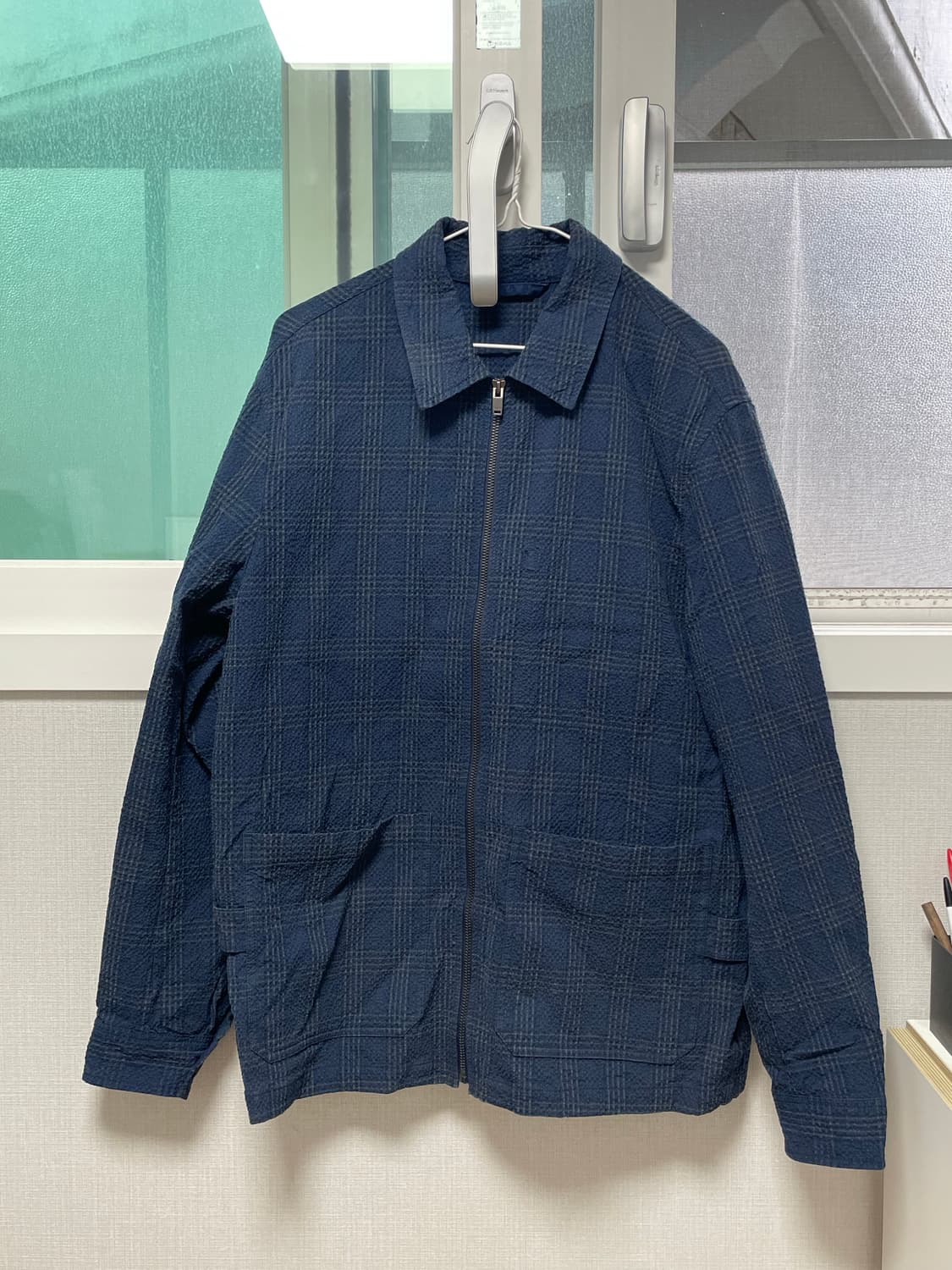 에피그램 체크 서커 블루종 상품이미지2