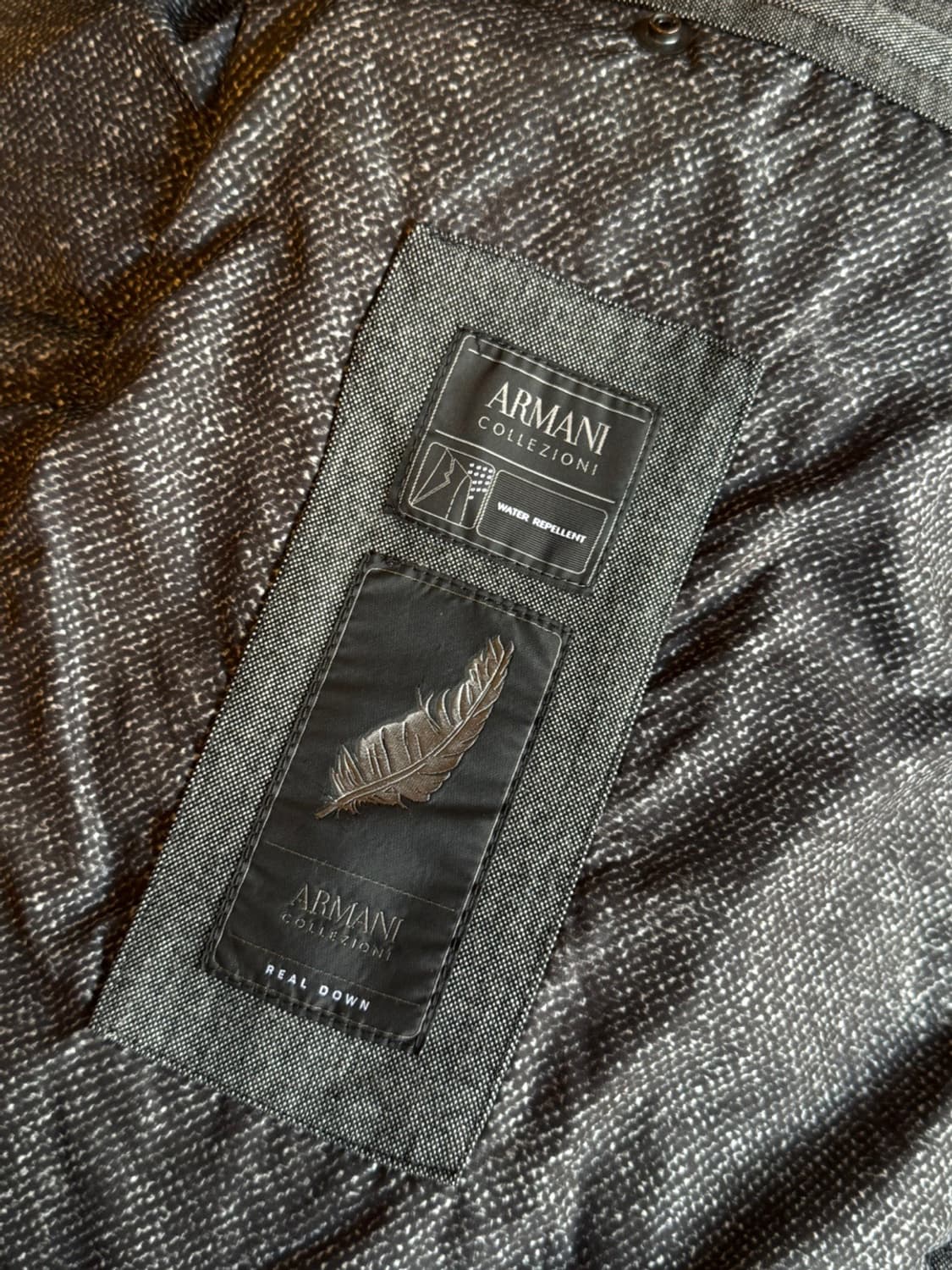 아르마니 꼴레지오니 패딩 코트 100 상품이미지3