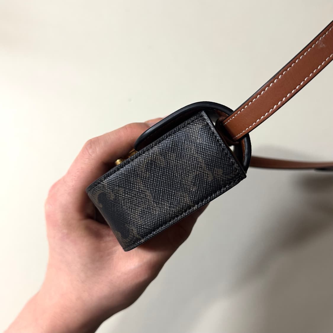 [백화점판/당일출고]셀린느 트리옹프 미니백 / 크로스백 상품이미지4