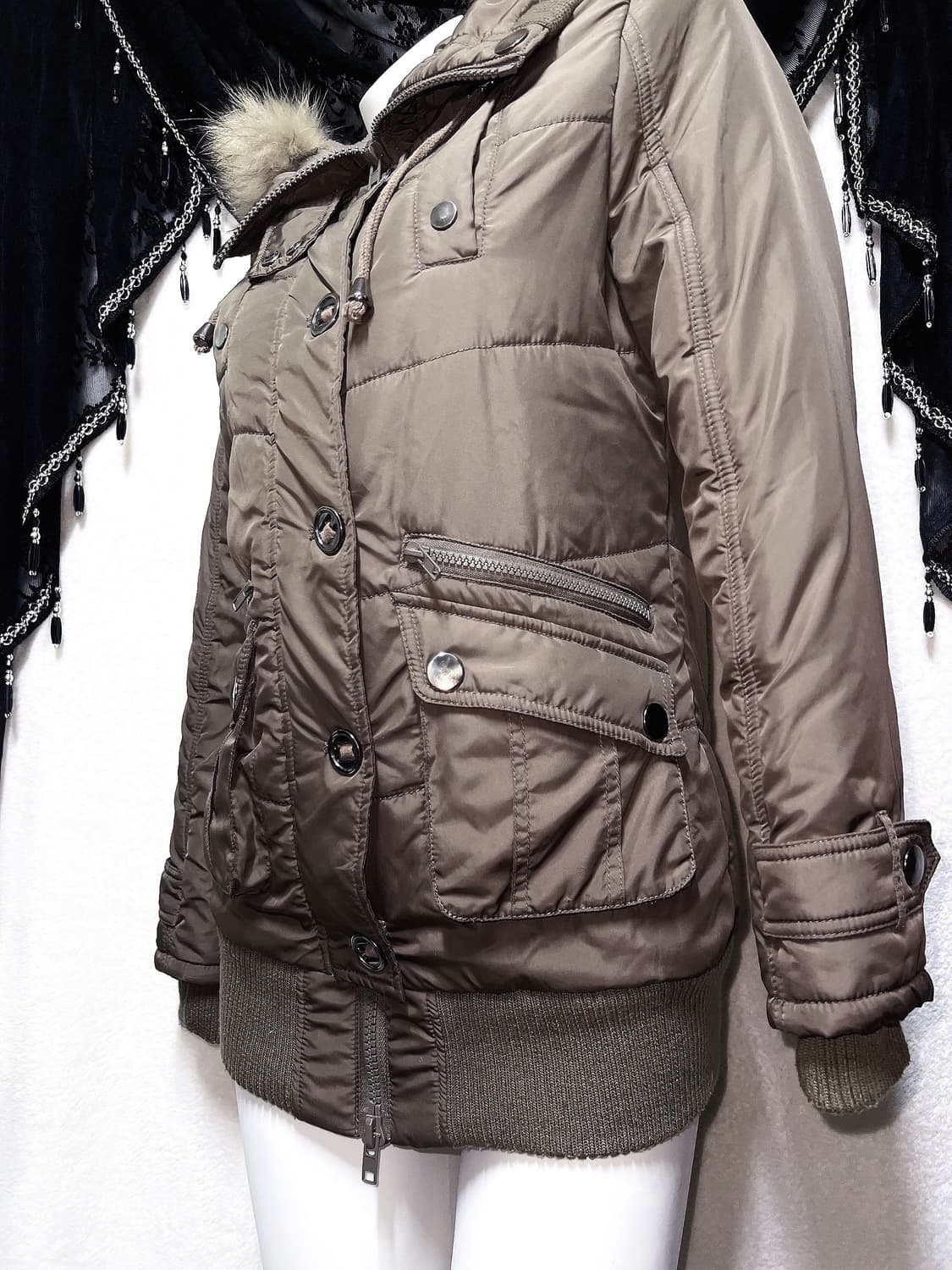 라쿤퍼후드 하이넥 패딩점퍼 투웨이 울프죠 y2k 아카이브 펑크 갸루 핀터 상품이미지9