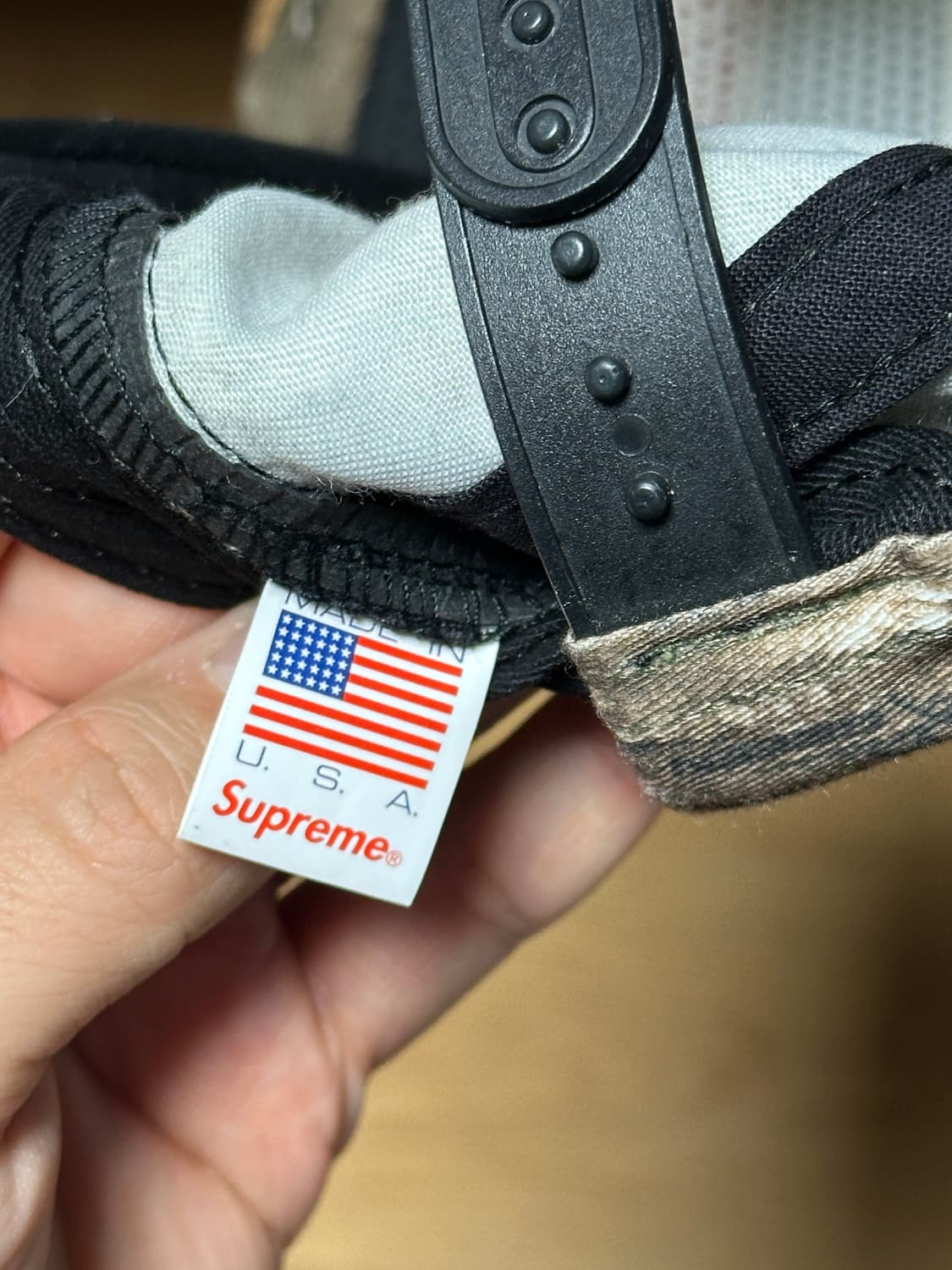 슈프림 월드 리얼트리 캠프캡 상품이미지2