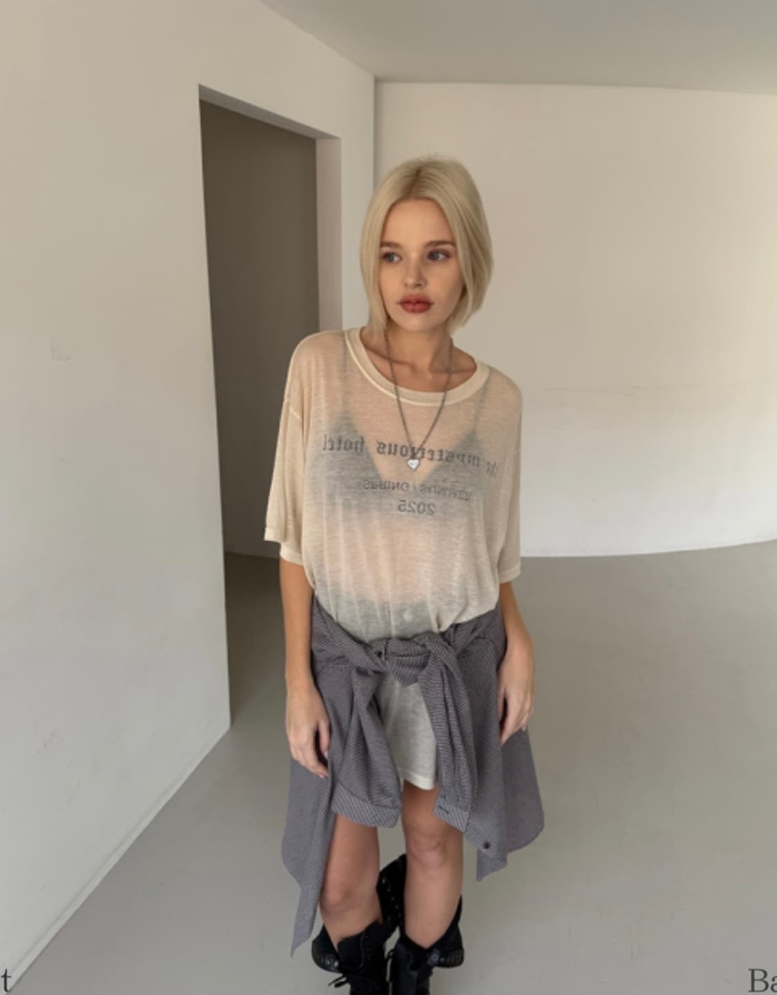 더미스테리어스호텔 시스루 박스 티 상품이미지6