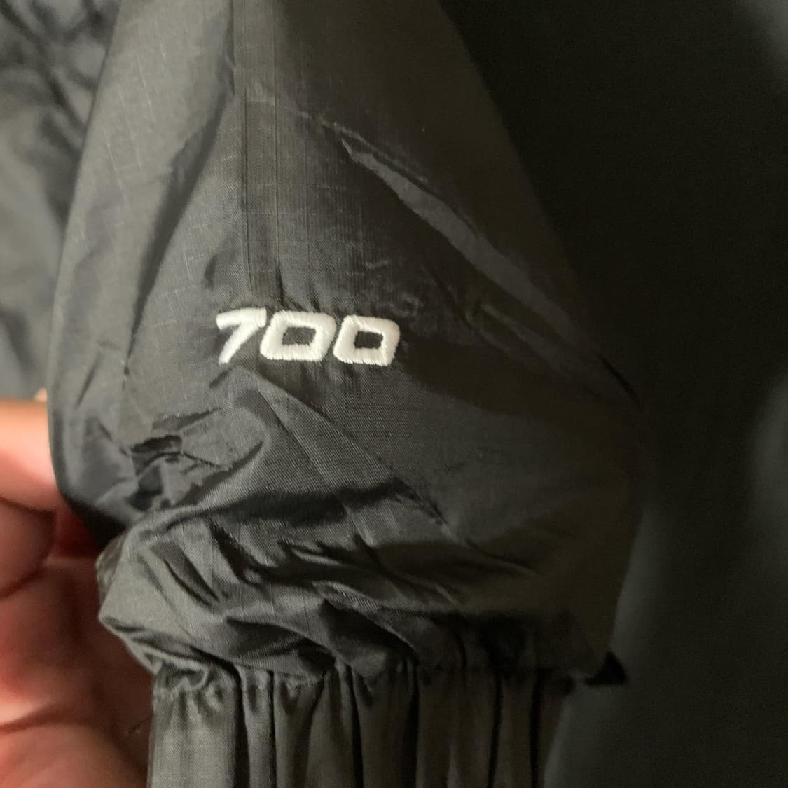 노스페이스 눕시 패딩 700 블랙 상품이미지3