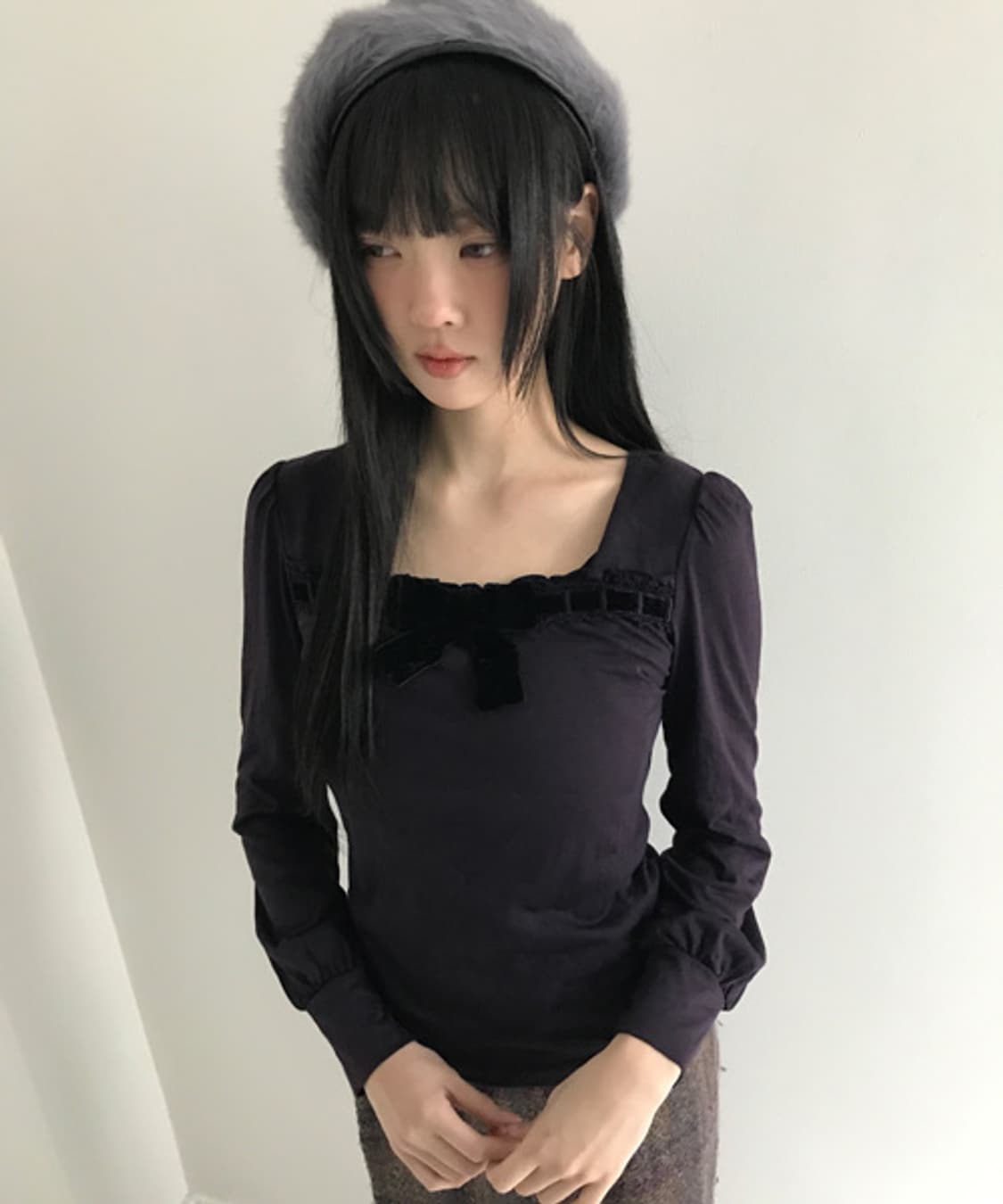 Velvet Ribbon Square Neck Sleeve T 상품이미지1